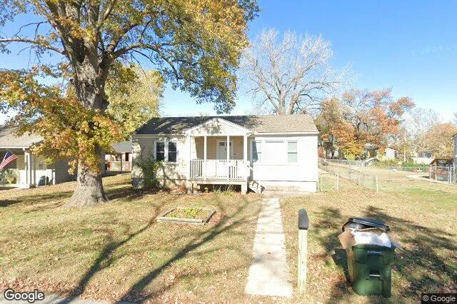 522 Pennsylvania Ave, Leavenworth, KS 66048 | BlueBid