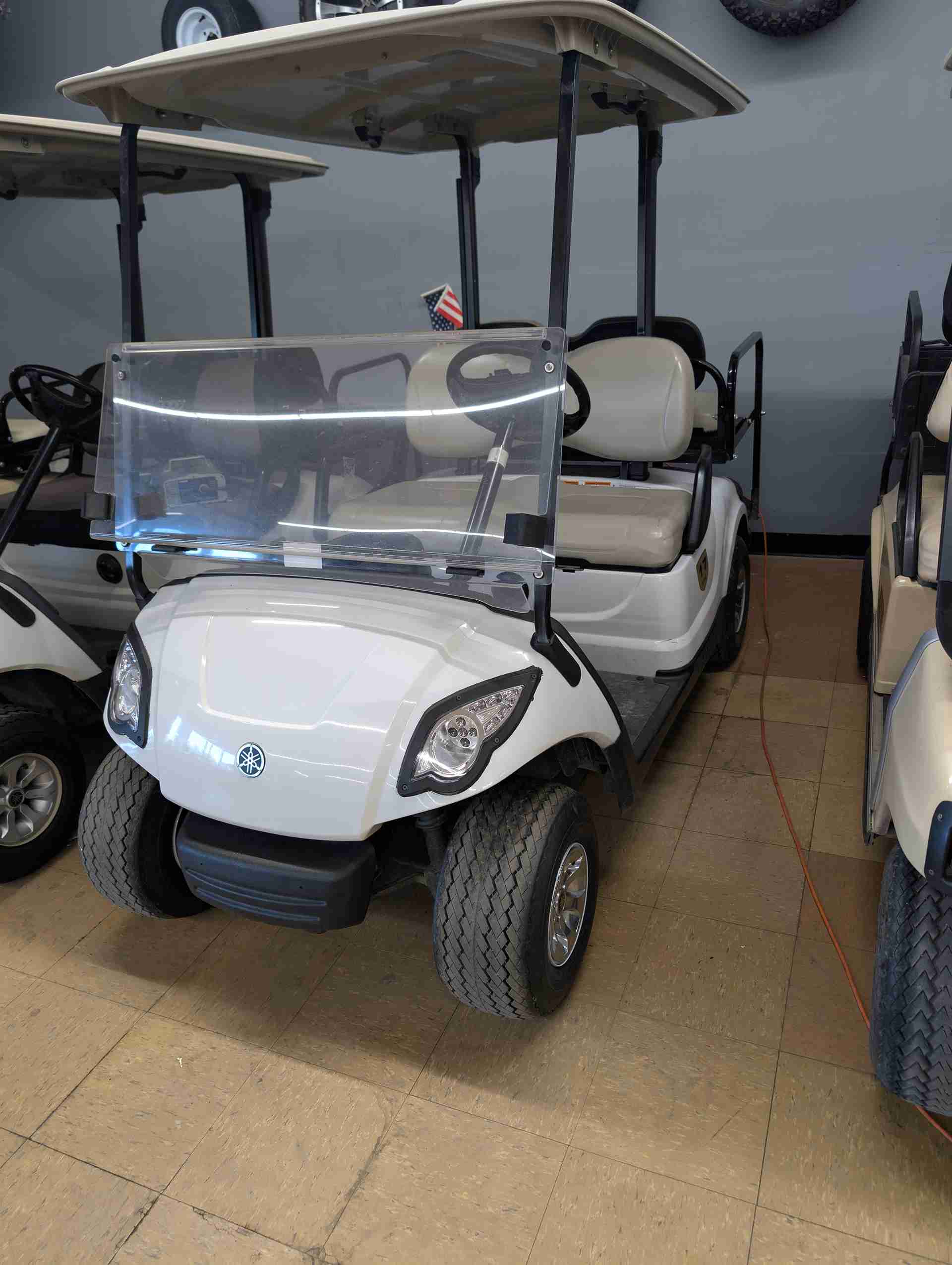 2015 Yamaha Drive 2 Golf Cart in White