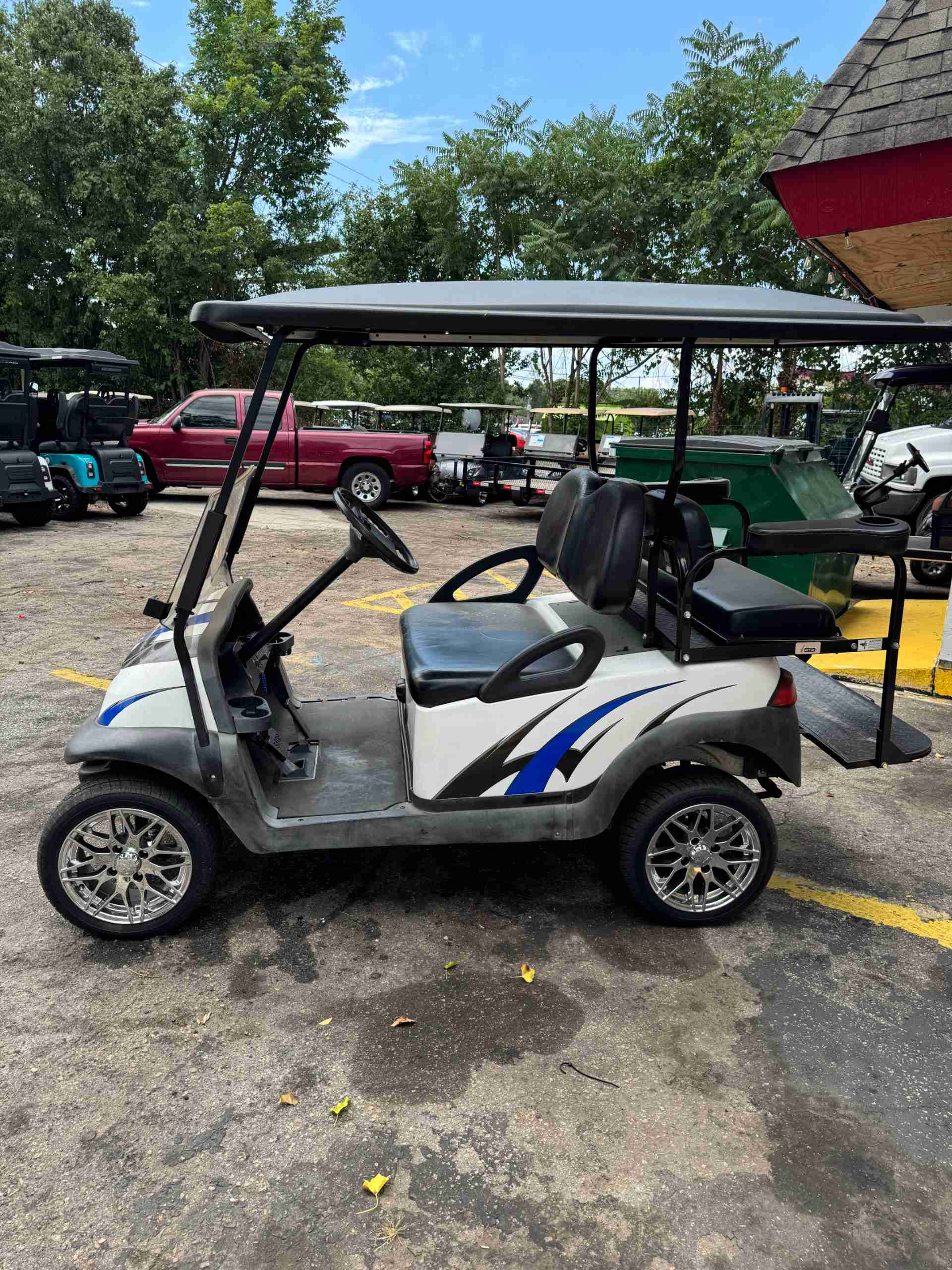 2007 Club Car Precedent White golf cart in White — photo 2 of 4, Raleigh, NC