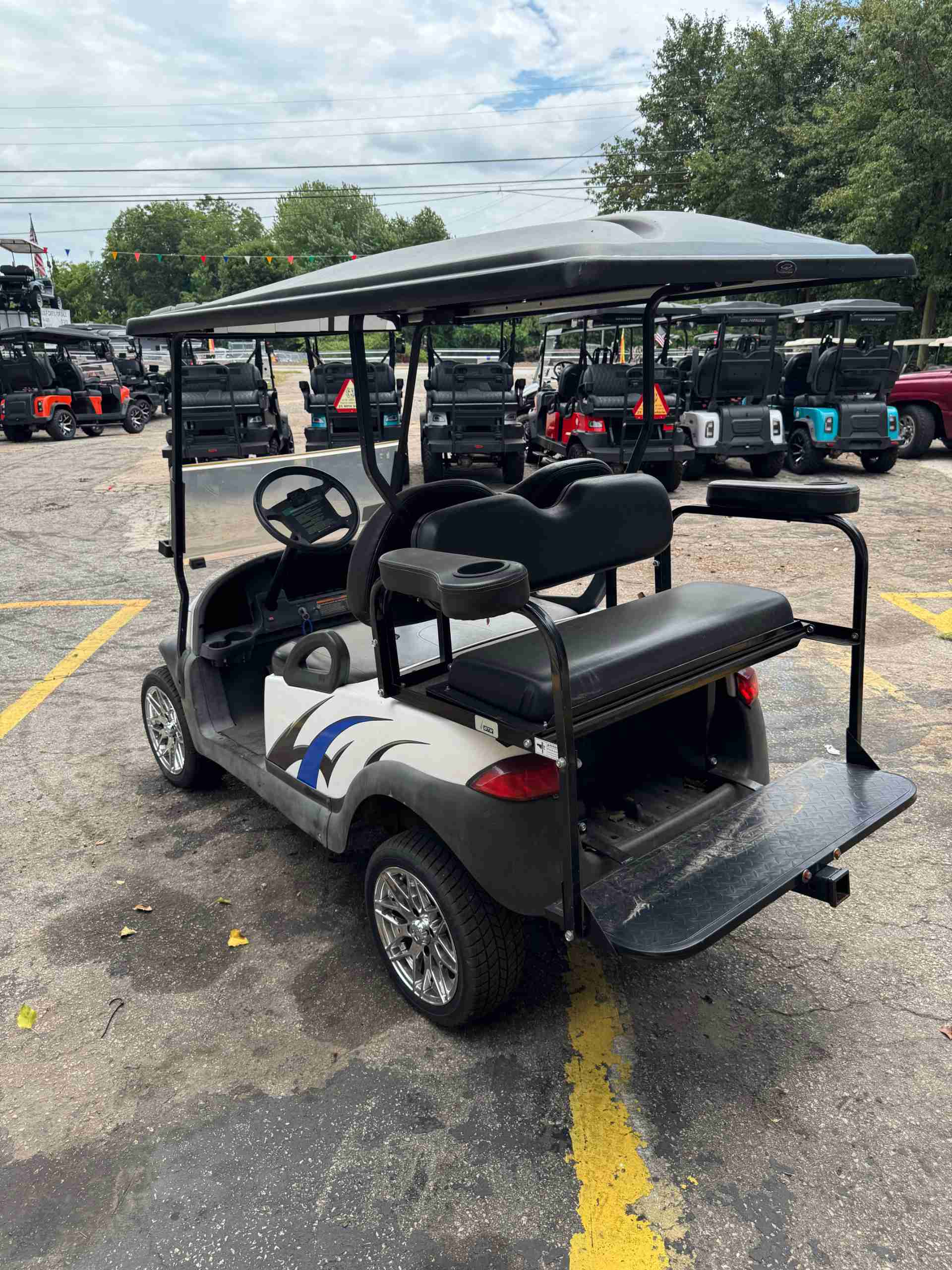 2007 Club Car Precedent White golf cart in White — photo 3 of 4, Raleigh, NC