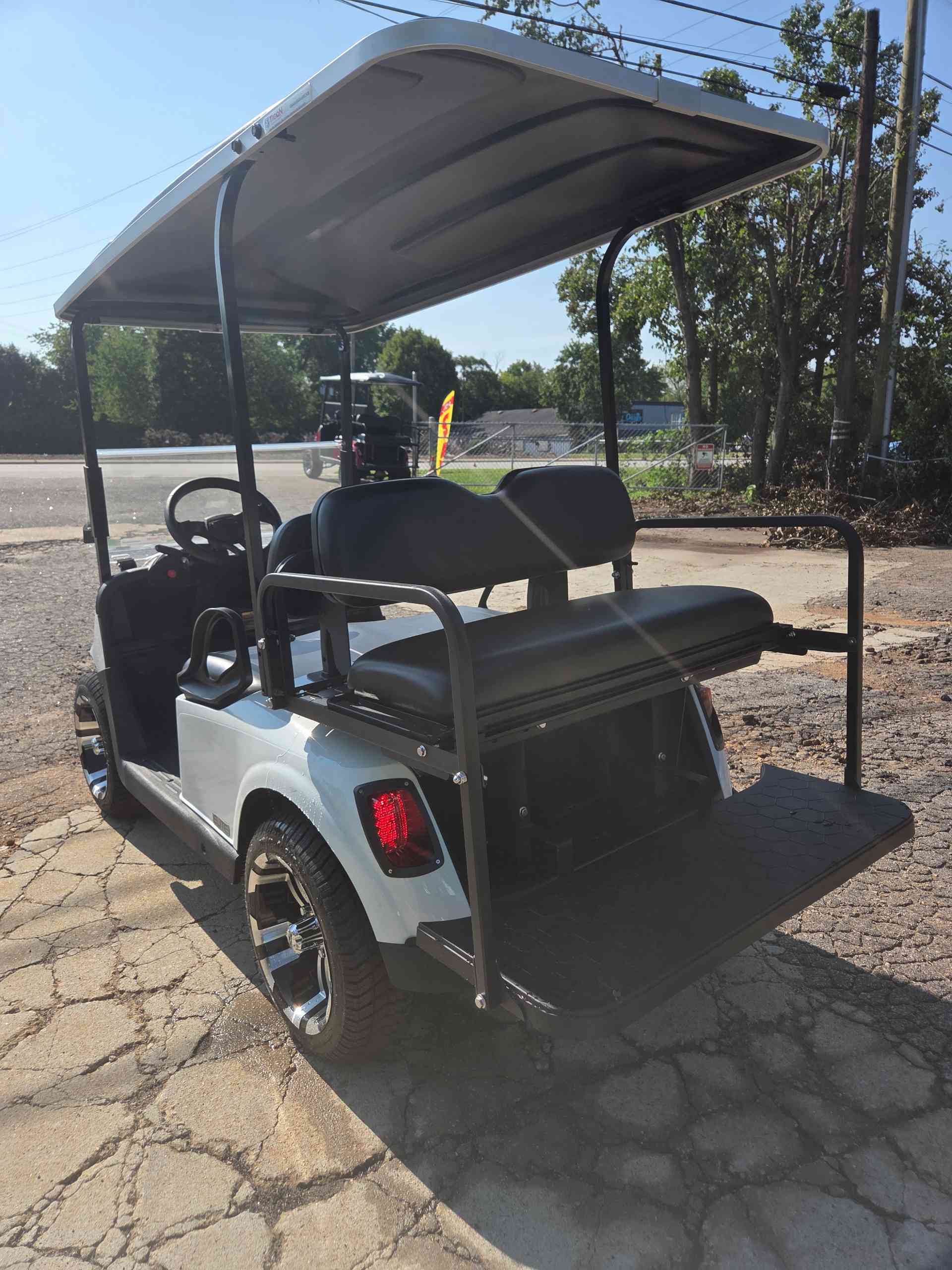 2021 EZGO RXV White golf cart in White — photo 4 of 5, Raleigh, NC