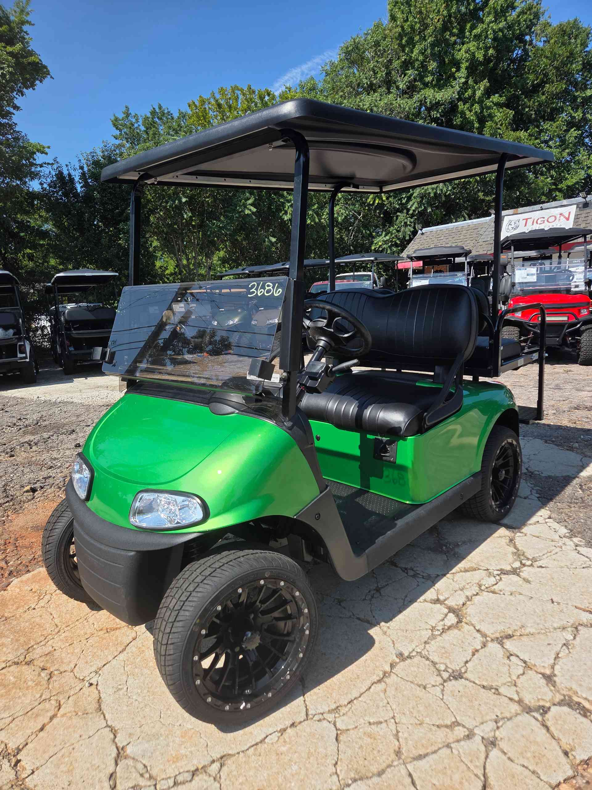2021 EZGO RXV Green golf cart in Green — photo 2 of 5, Raleigh, NC