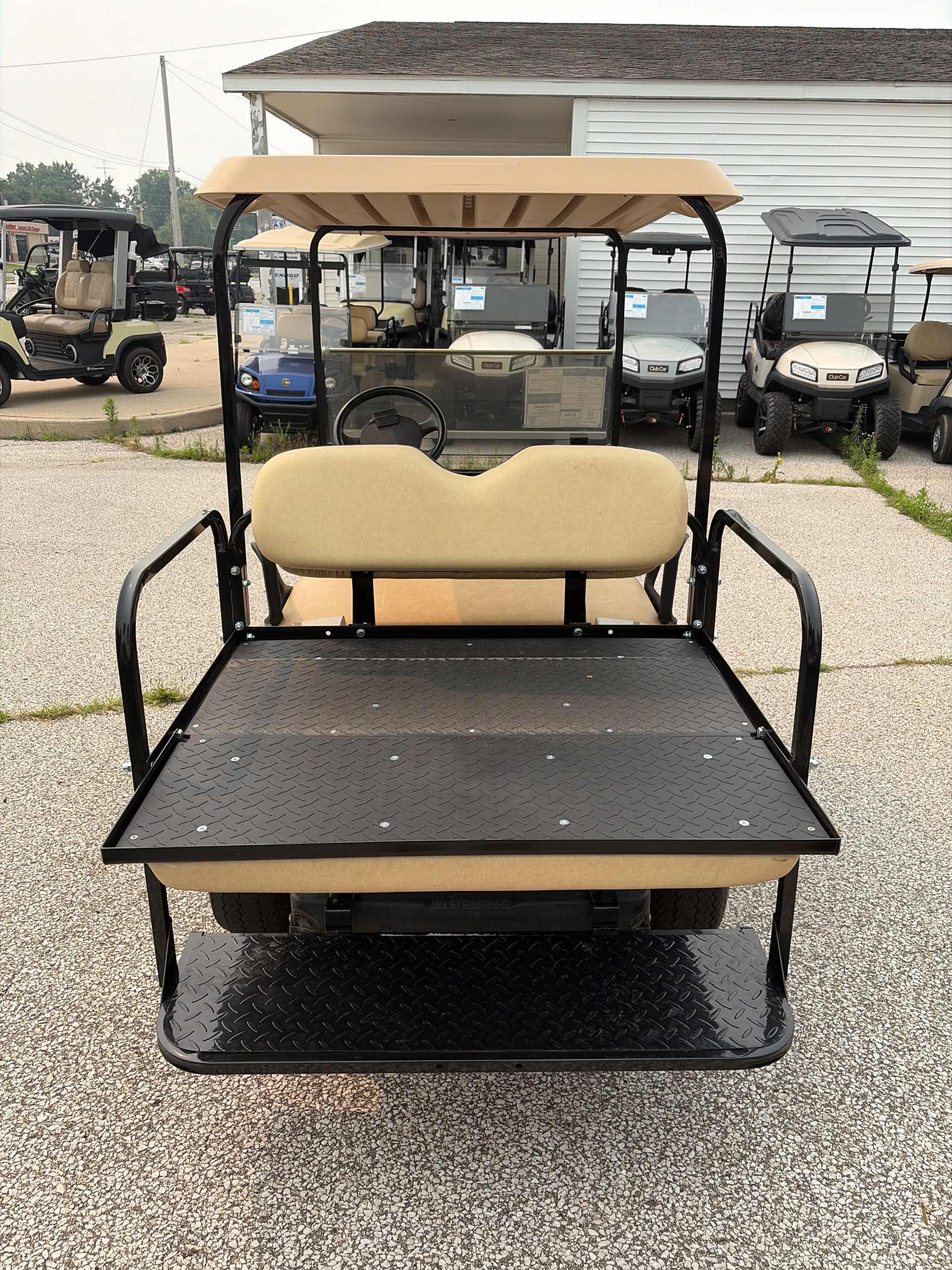 2021 EZGO TXT Champane image 4
