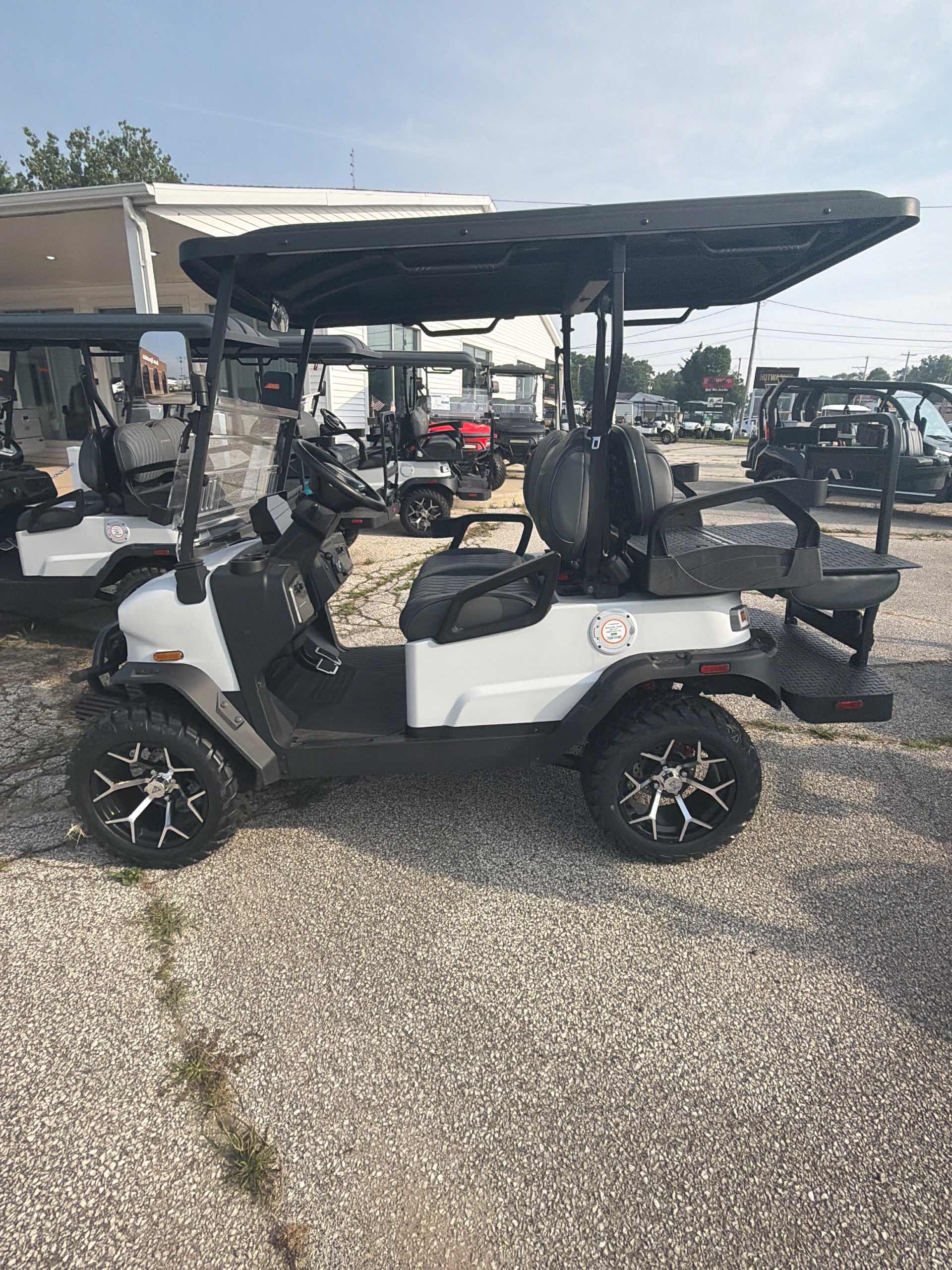 2026 Denago Nomad XL Matte White image 2
