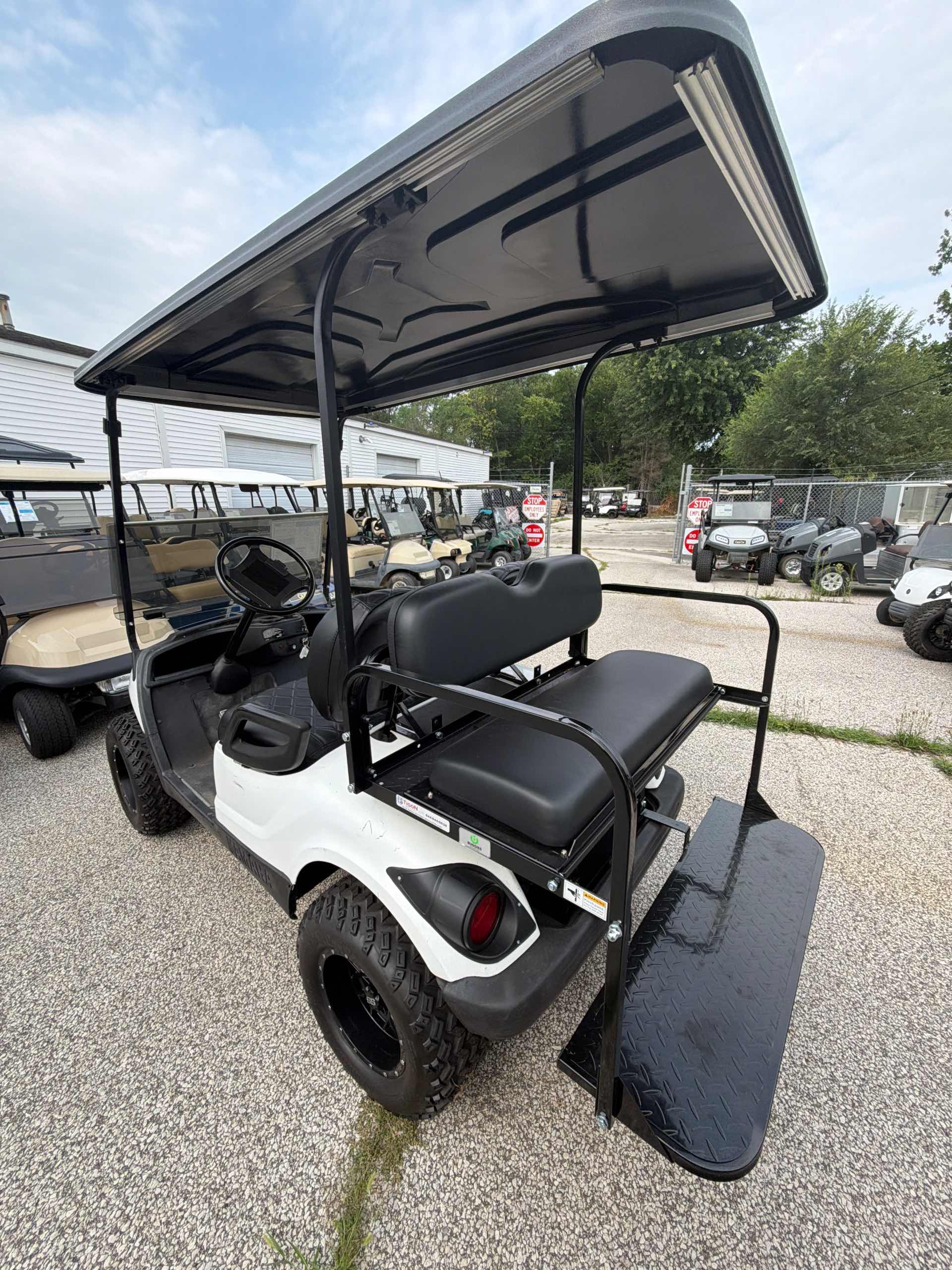 2012 Yamaha G29 White image 3