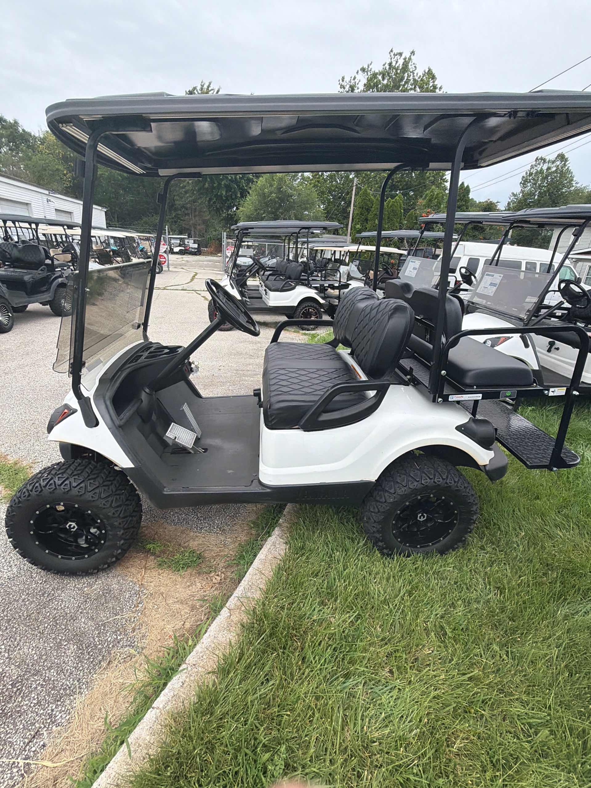 2013 Yamaha G29 White image 2