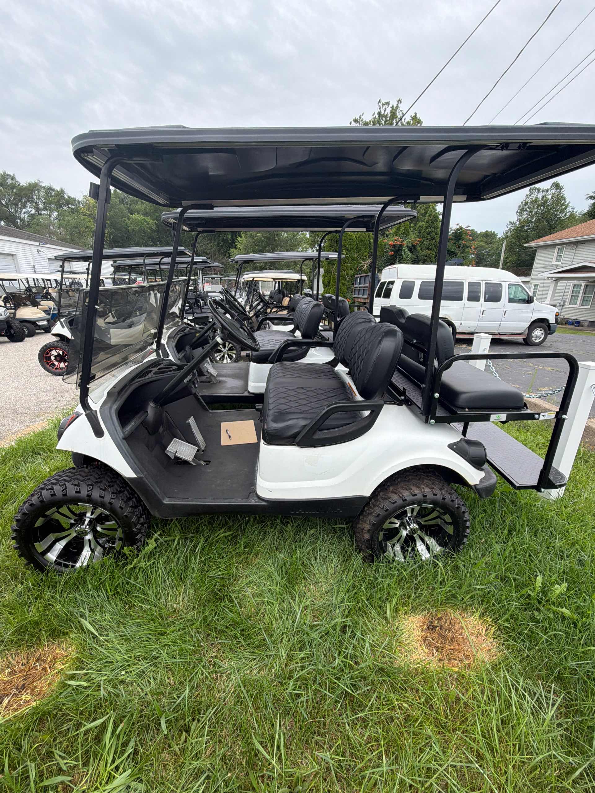 2013 Yamaha G29 White image 2