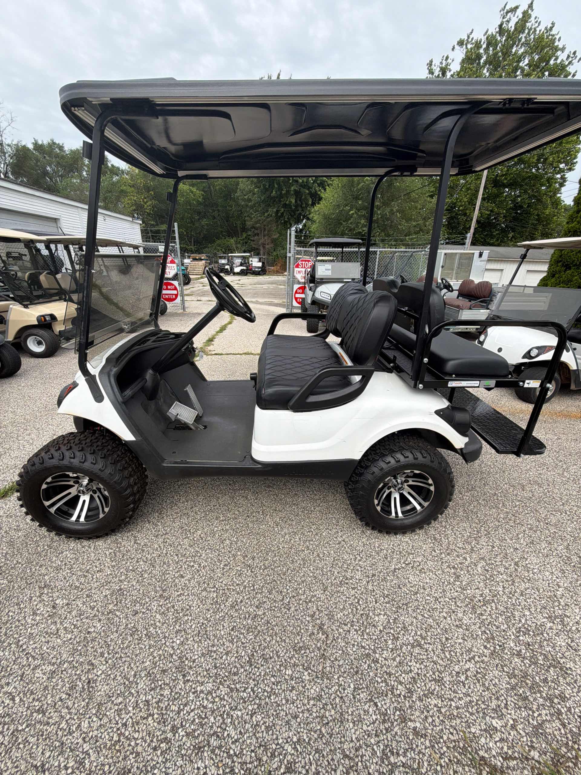 2013 Yamaha G29 White image 2