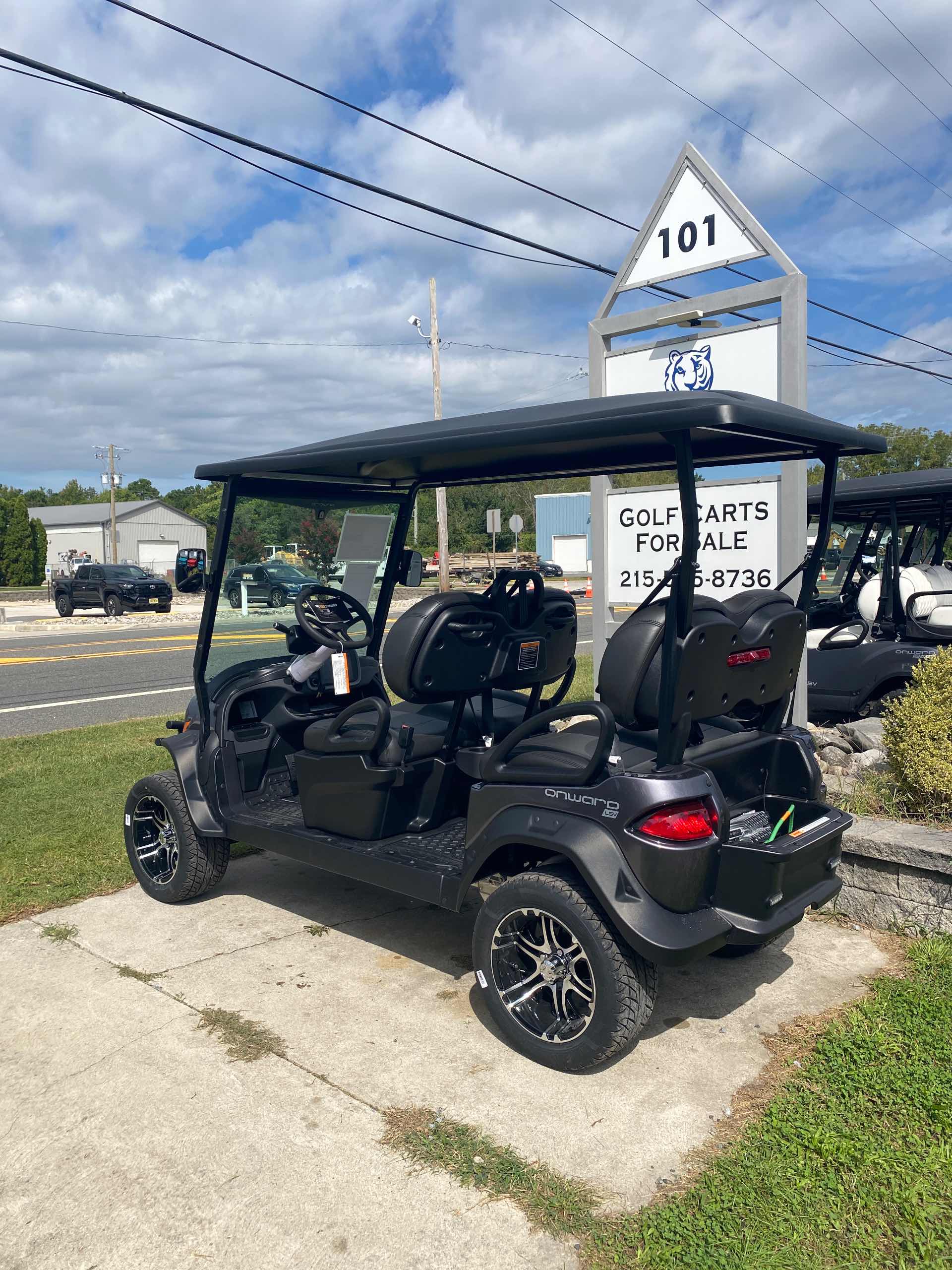 2027 Club Car Onward 4 Forward LSV Midnight Silver image 3