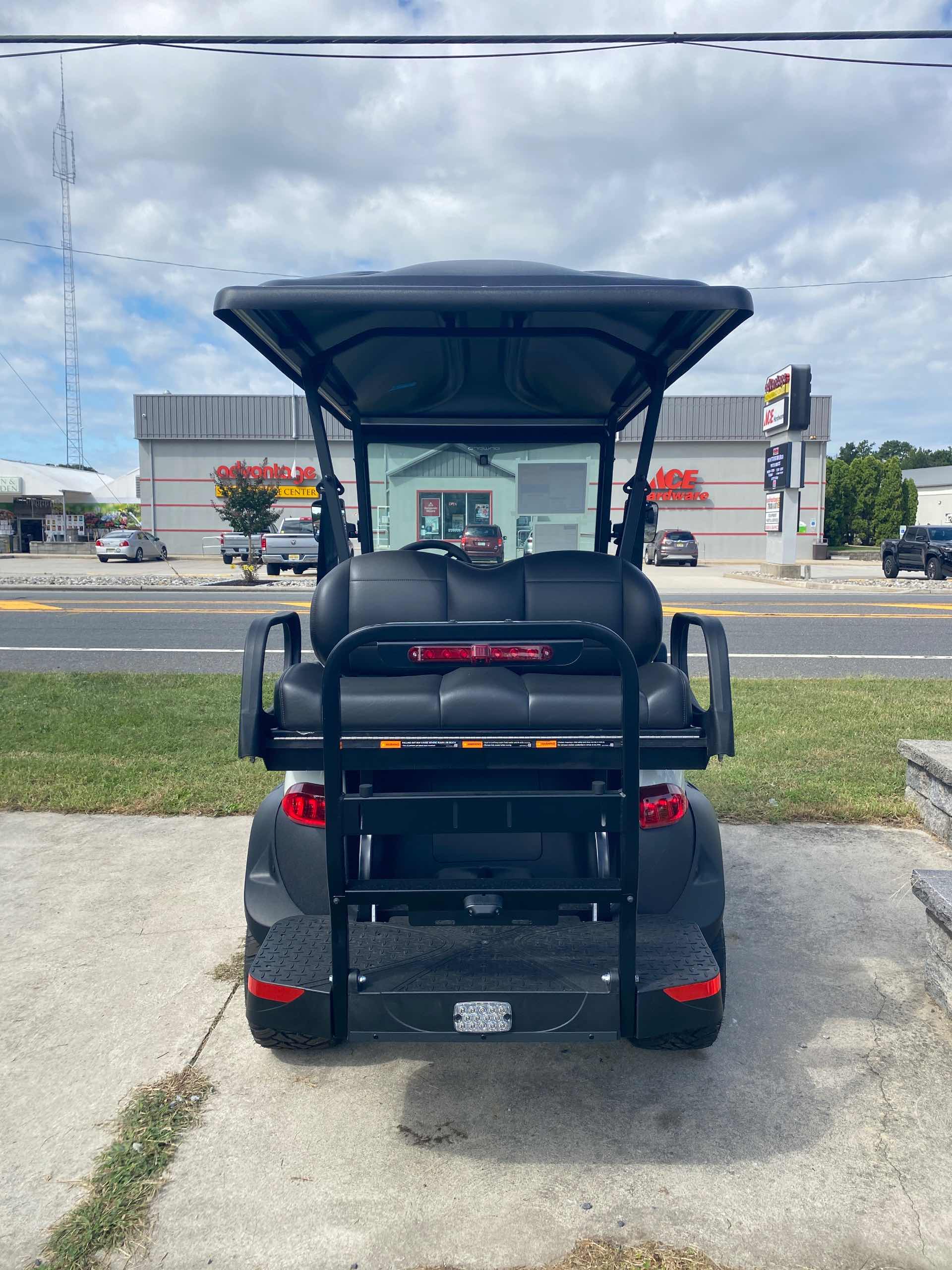 2027 Club Car Onward 4 Passenger (2+2) LSV Glacier White image 4