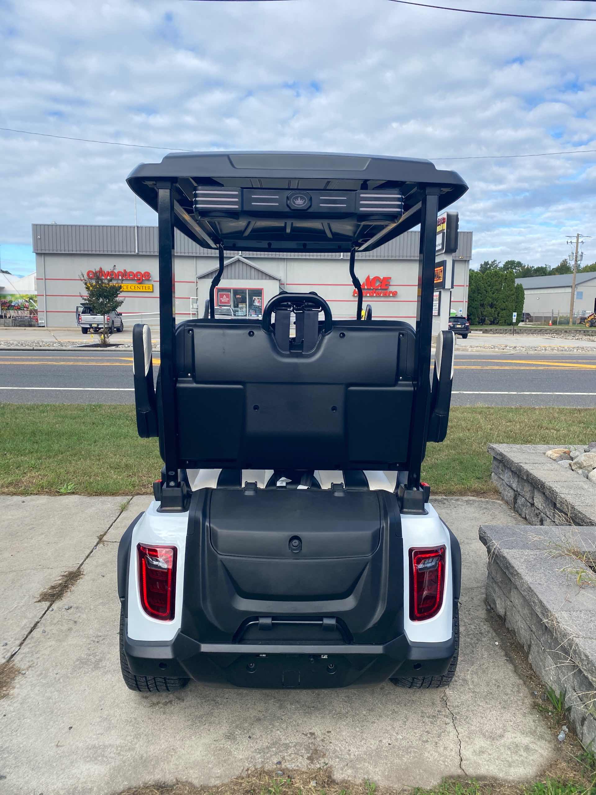 2027 Evolution D5 Ranger 4 PLUS White image 4