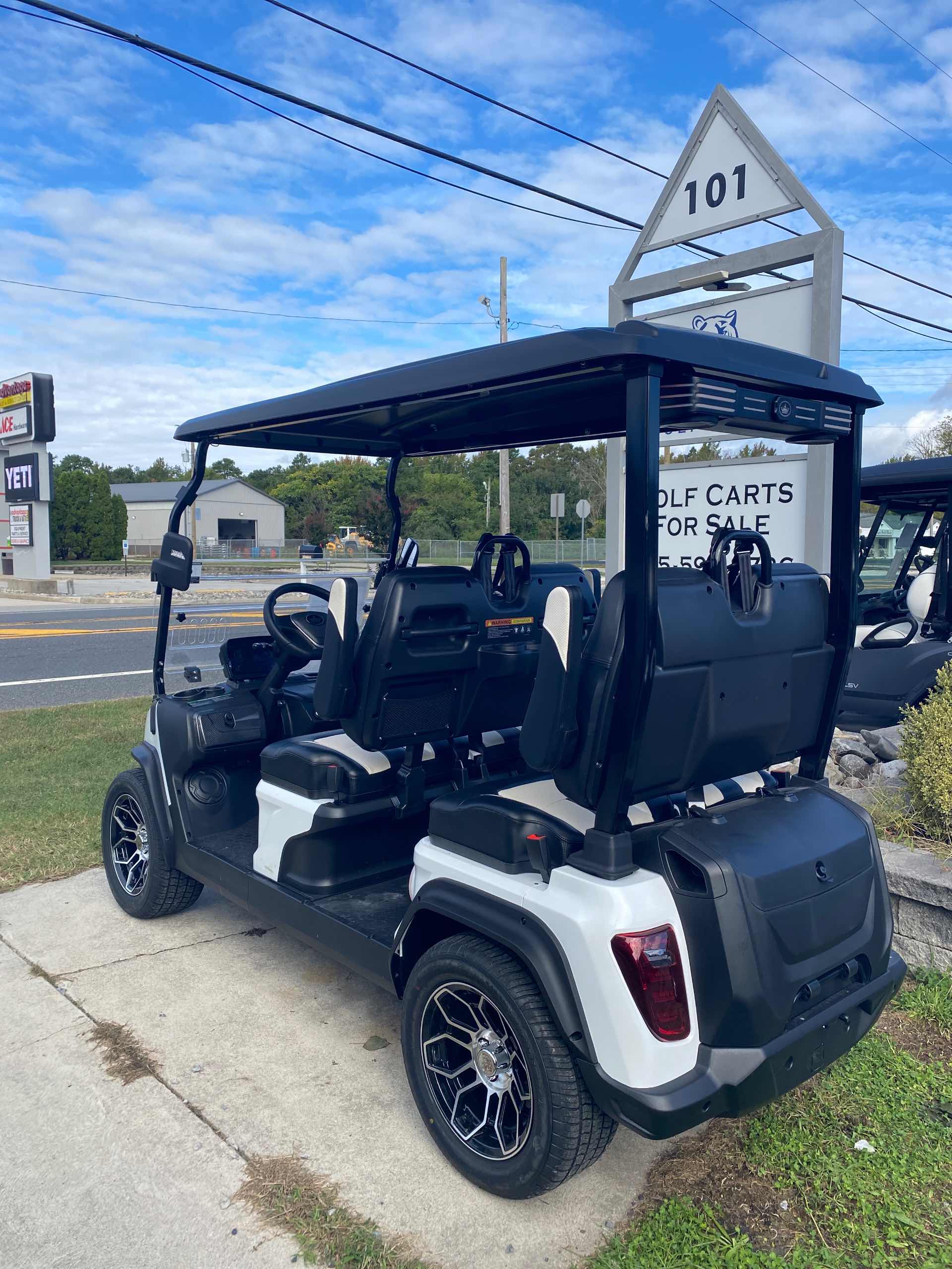 2027 Evolution D5 Ranger 4 PLUS White image 3