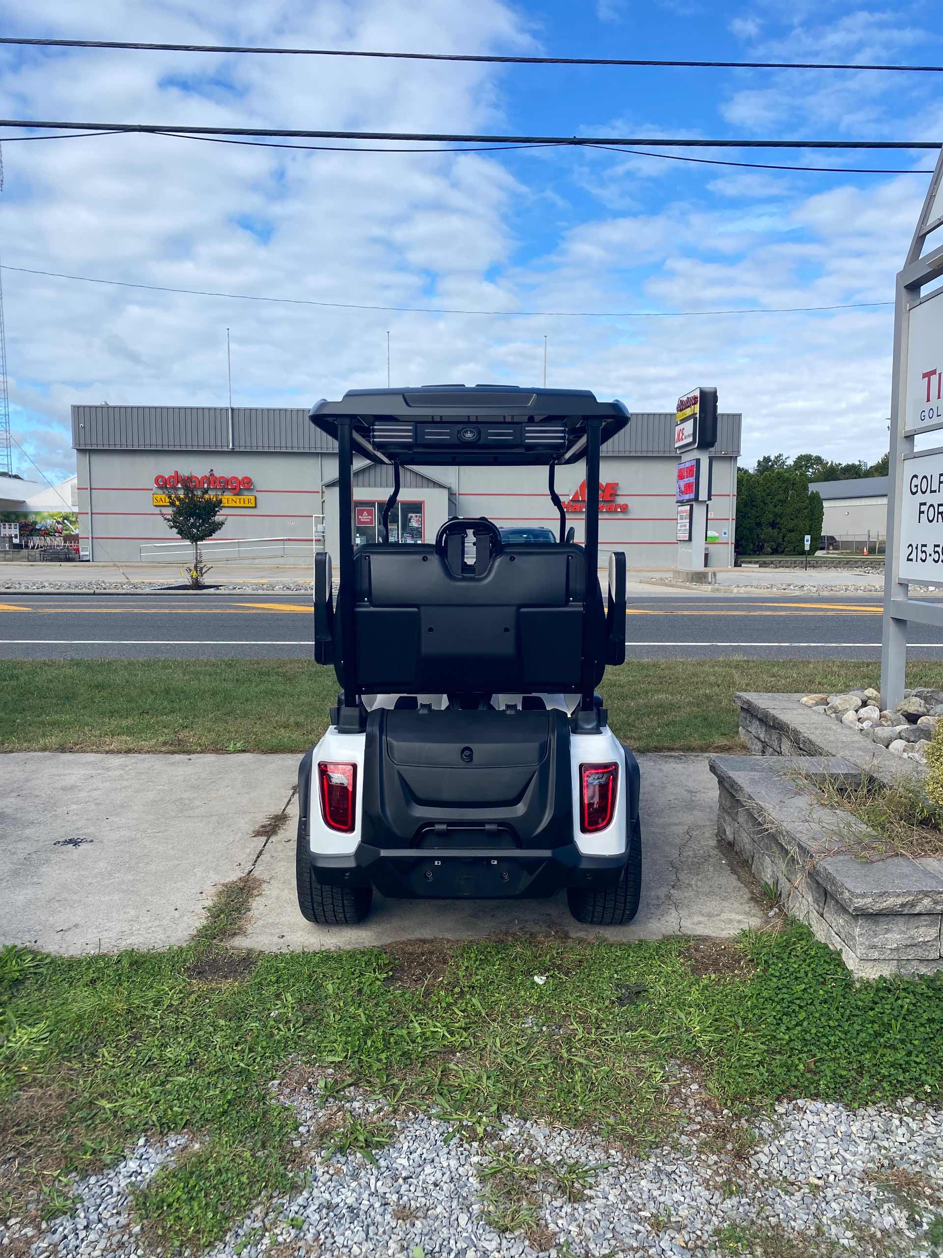 2027 Evolution D5 Ranger 4 PLUS White image 4