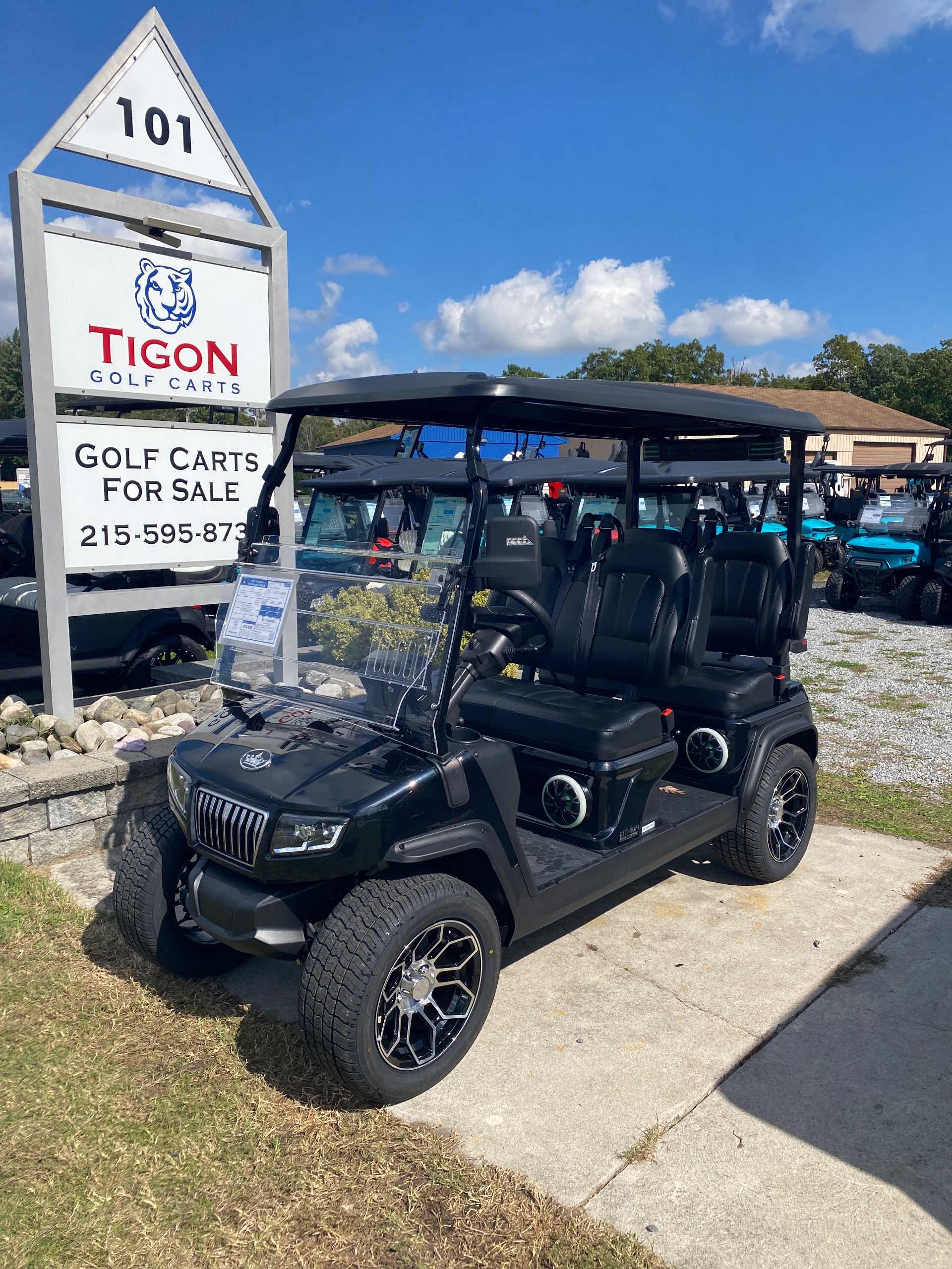 2027 Evolution D5 Ranger 4 PLUS Golf Cart in Black