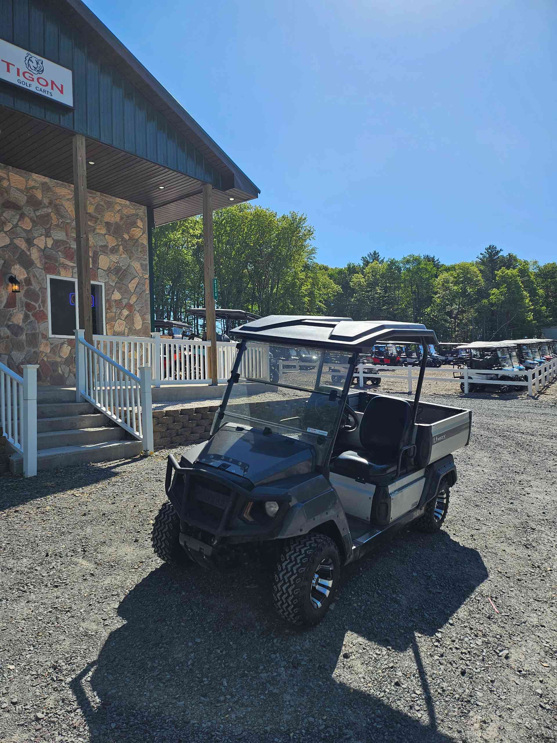 Used 2018 Yamaha U-Maxx Golf Cart in Gray for sale at TIGON Long Pond, PA