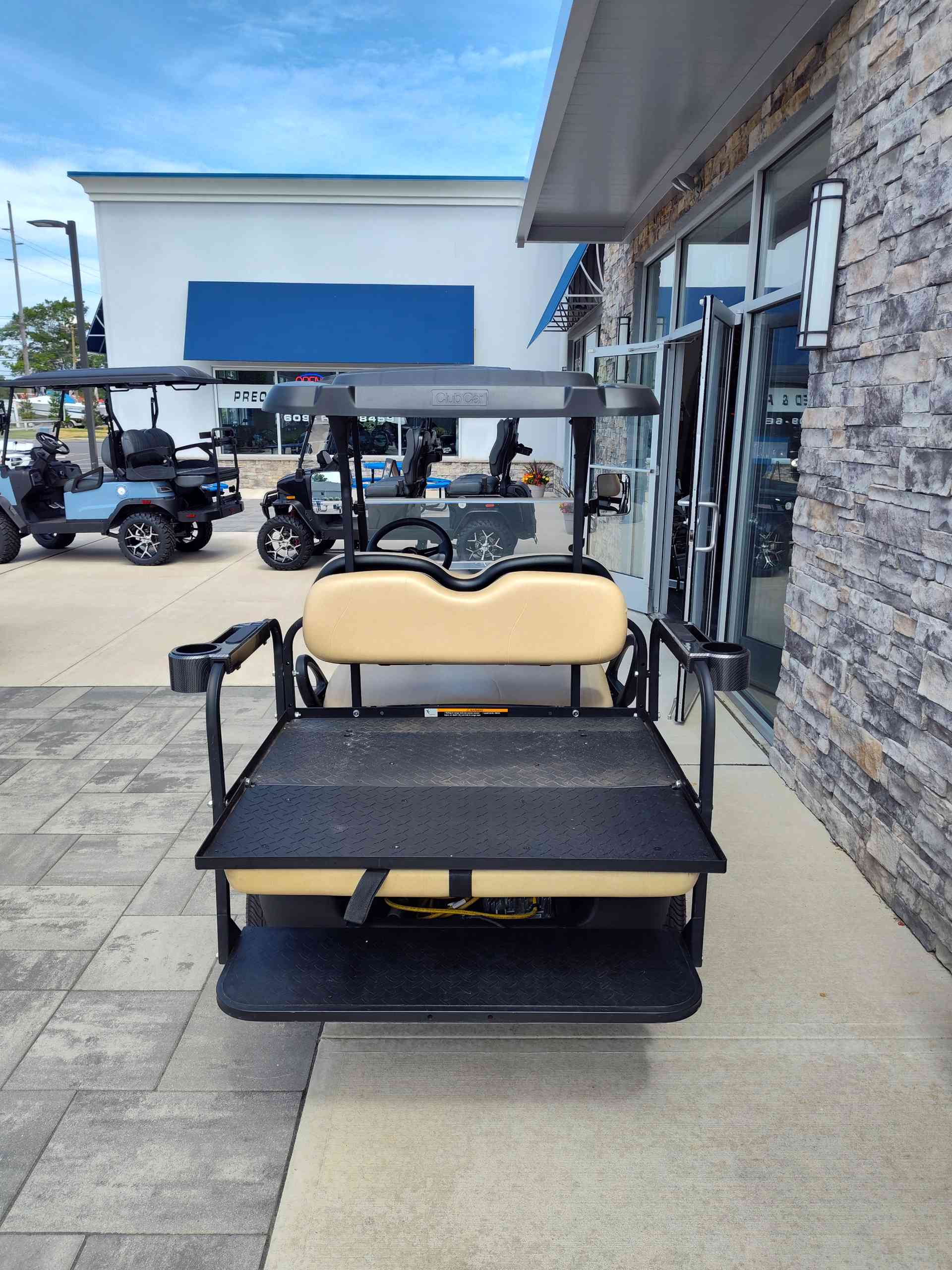 2014 Club Car Precedent Black image 4