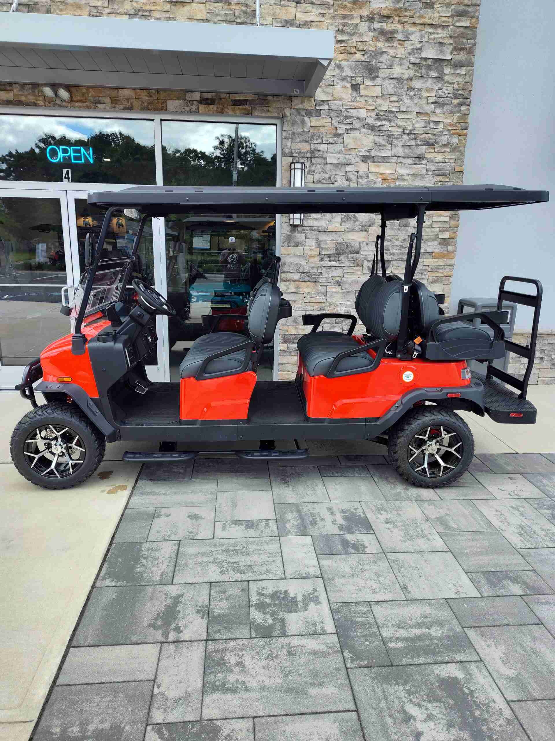 2026 Denago Rover XL6 Lava image 2