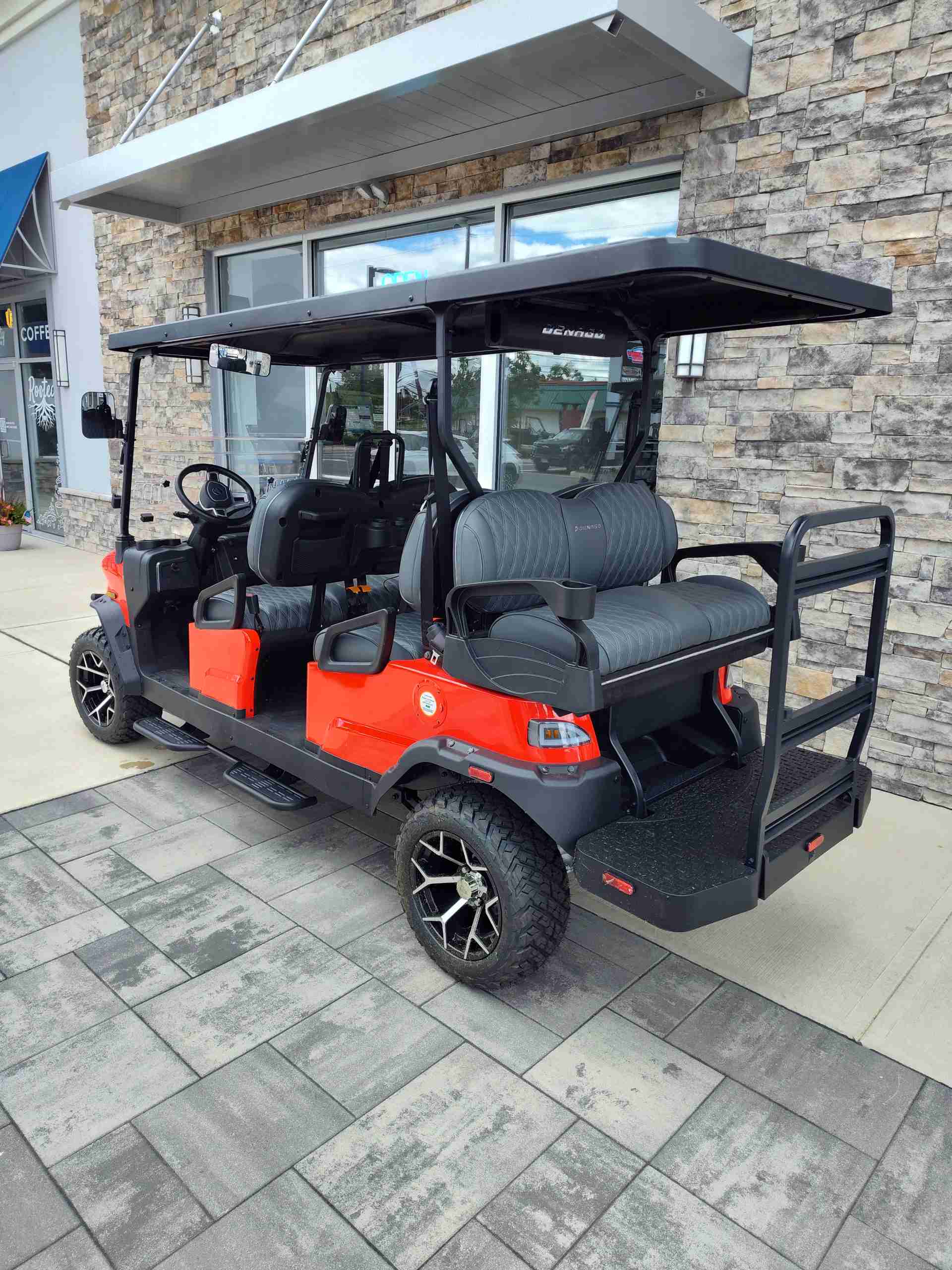 2026 Denago Rover XL6 Lava image 3