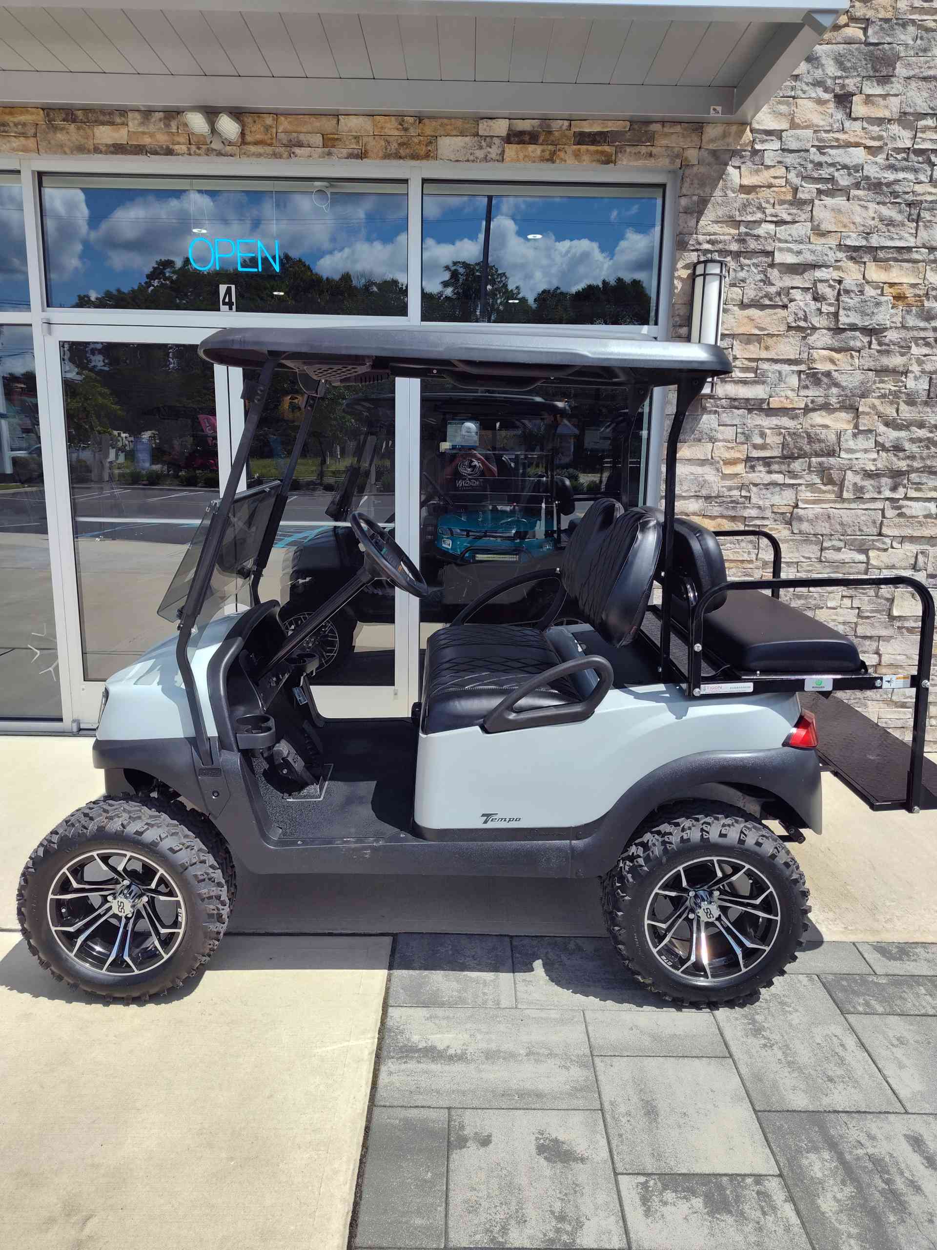 2020 Club Car Tempo Gray image 2