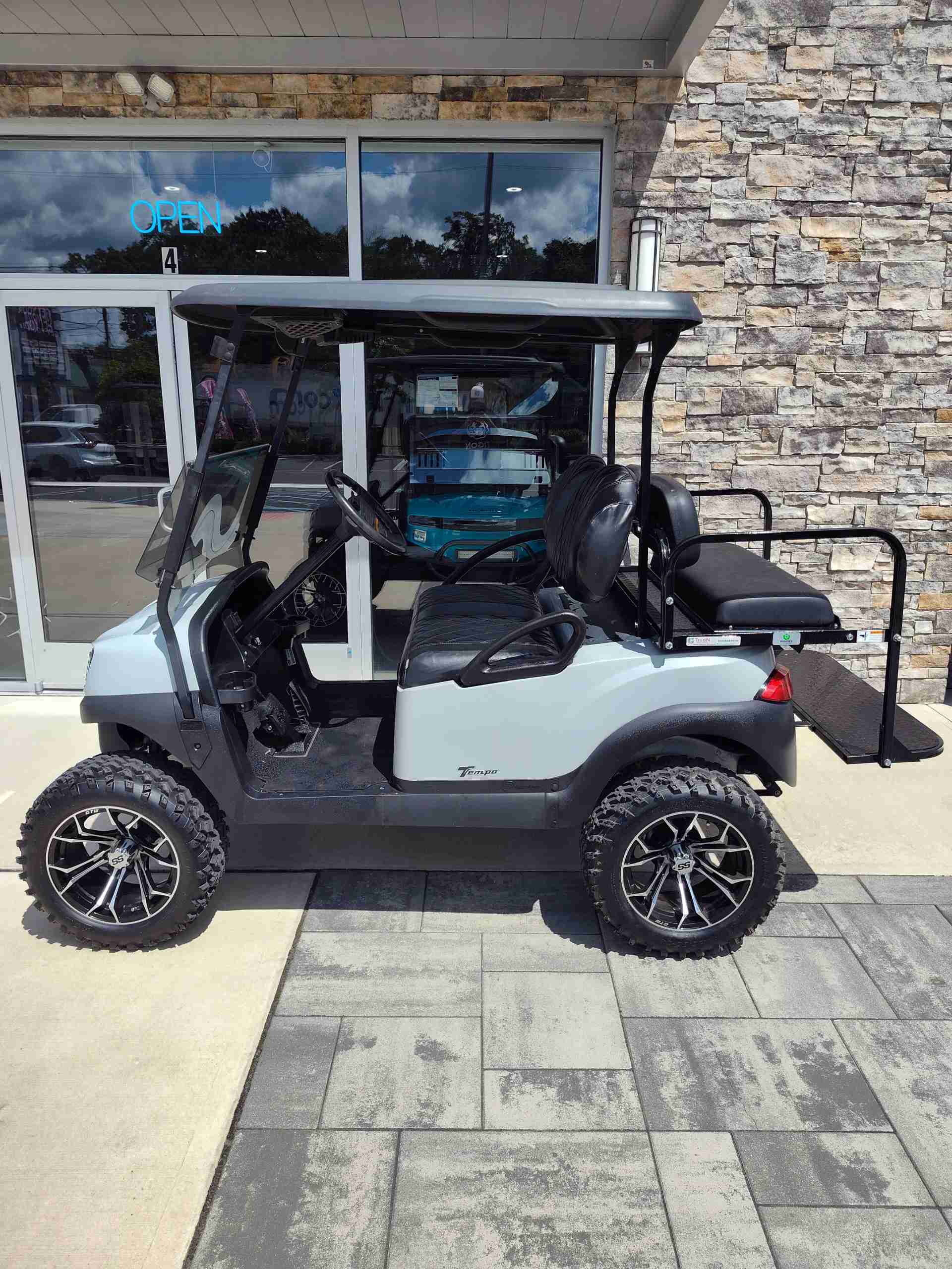 2020 Club Car Tempo Gray image 2