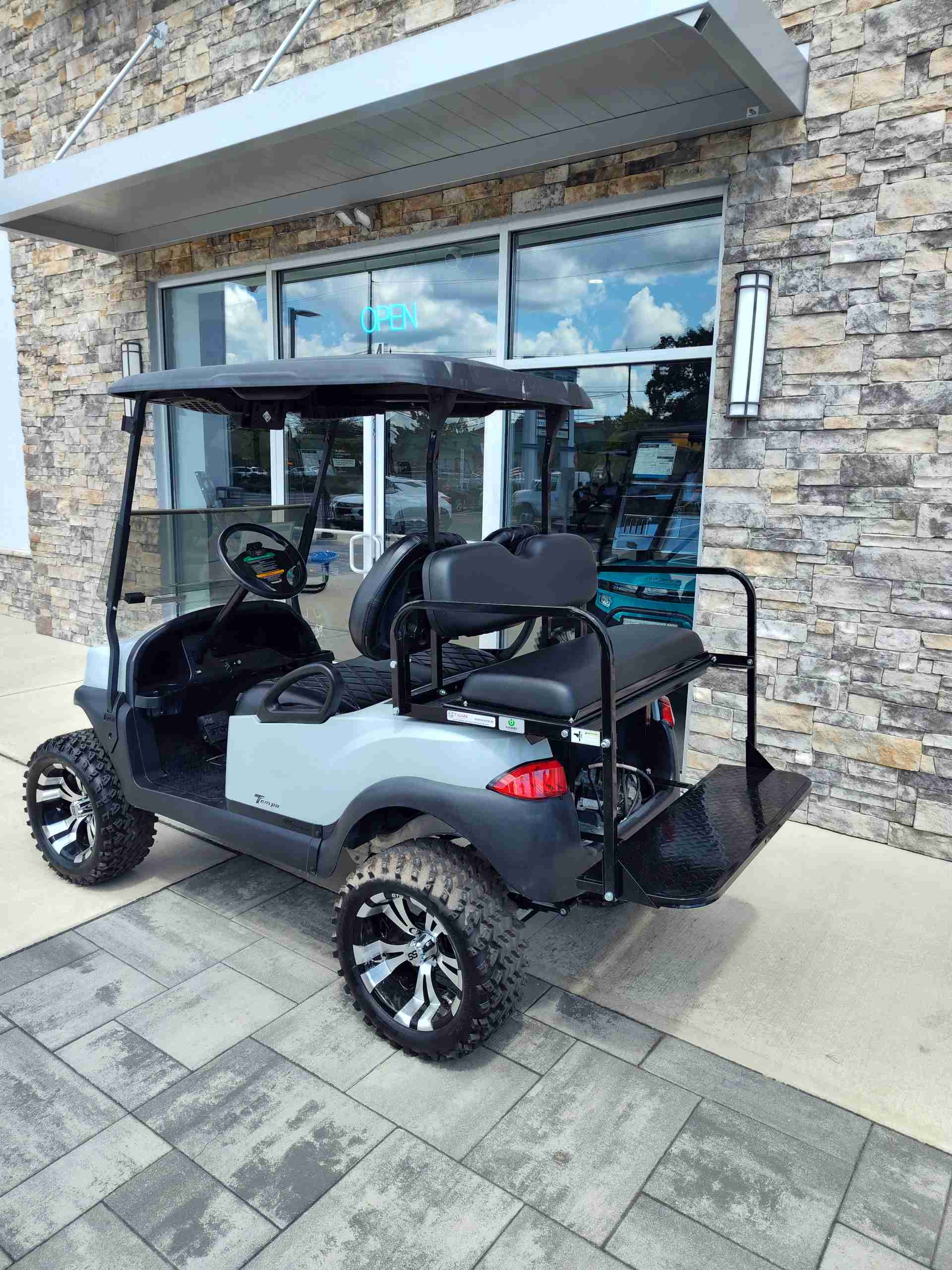 2020 Club Car Tempo Gray image 3