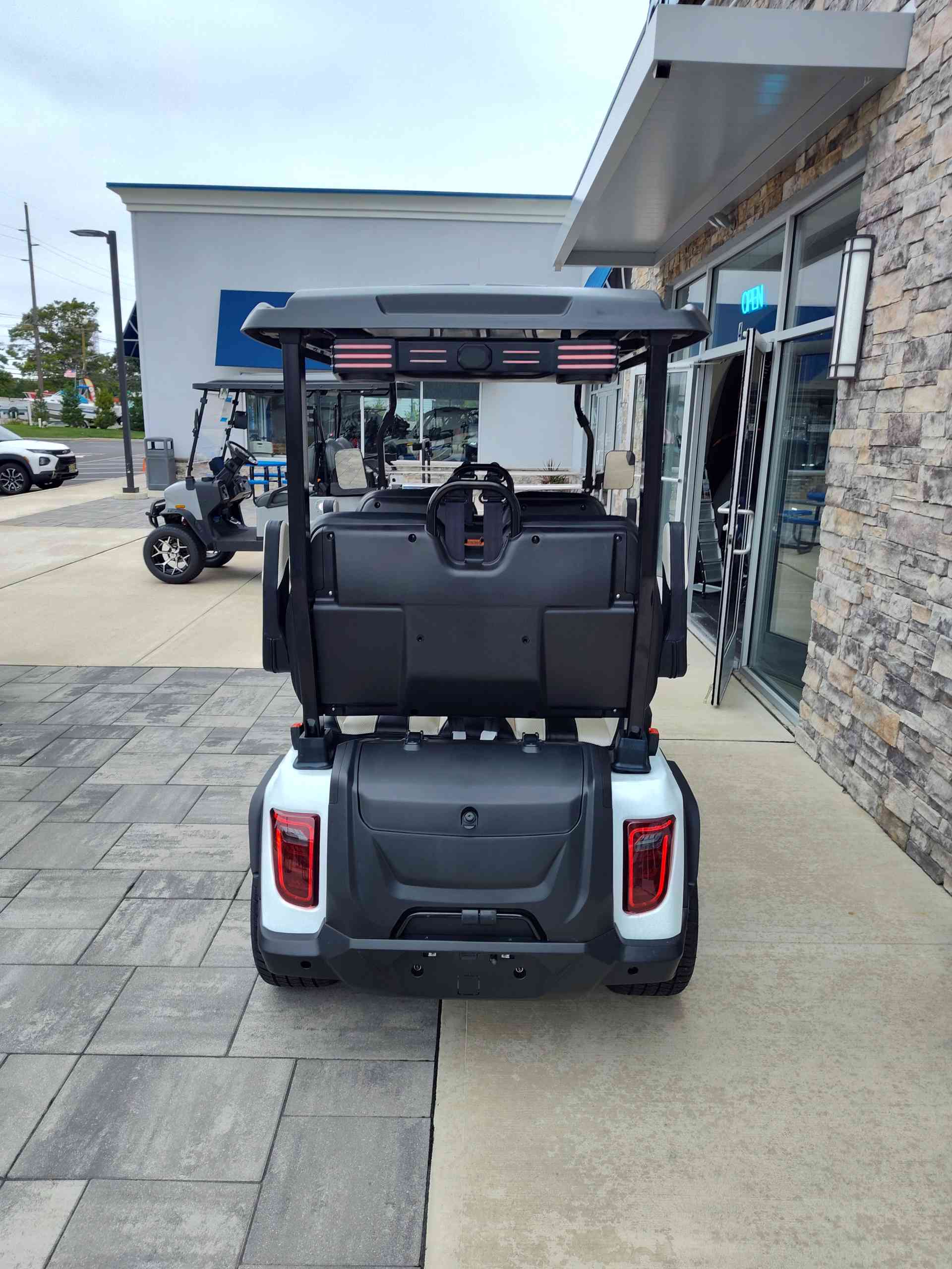 2027 Evolution D5 Ranger 4 PLUS White image 4