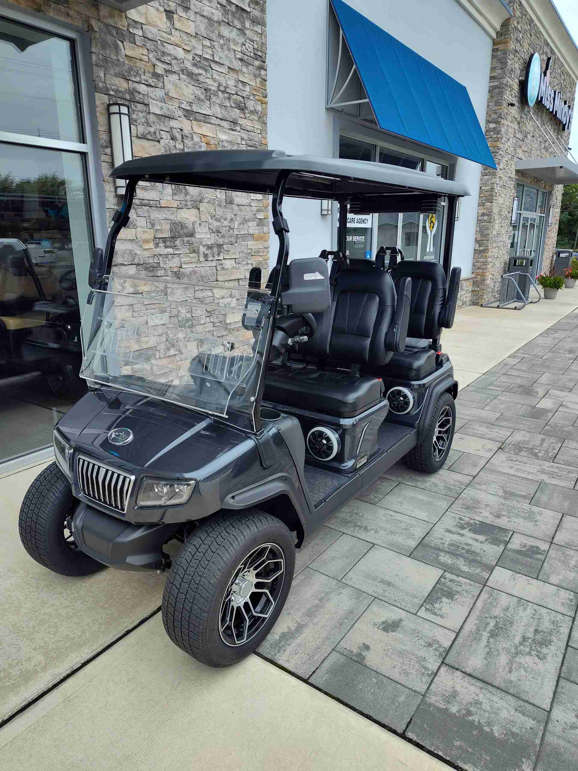 2027 Evolution D5 Ranger 4 PLUS Golf Cart in Arctic Gray for sale at TIGON Bayville, NJ