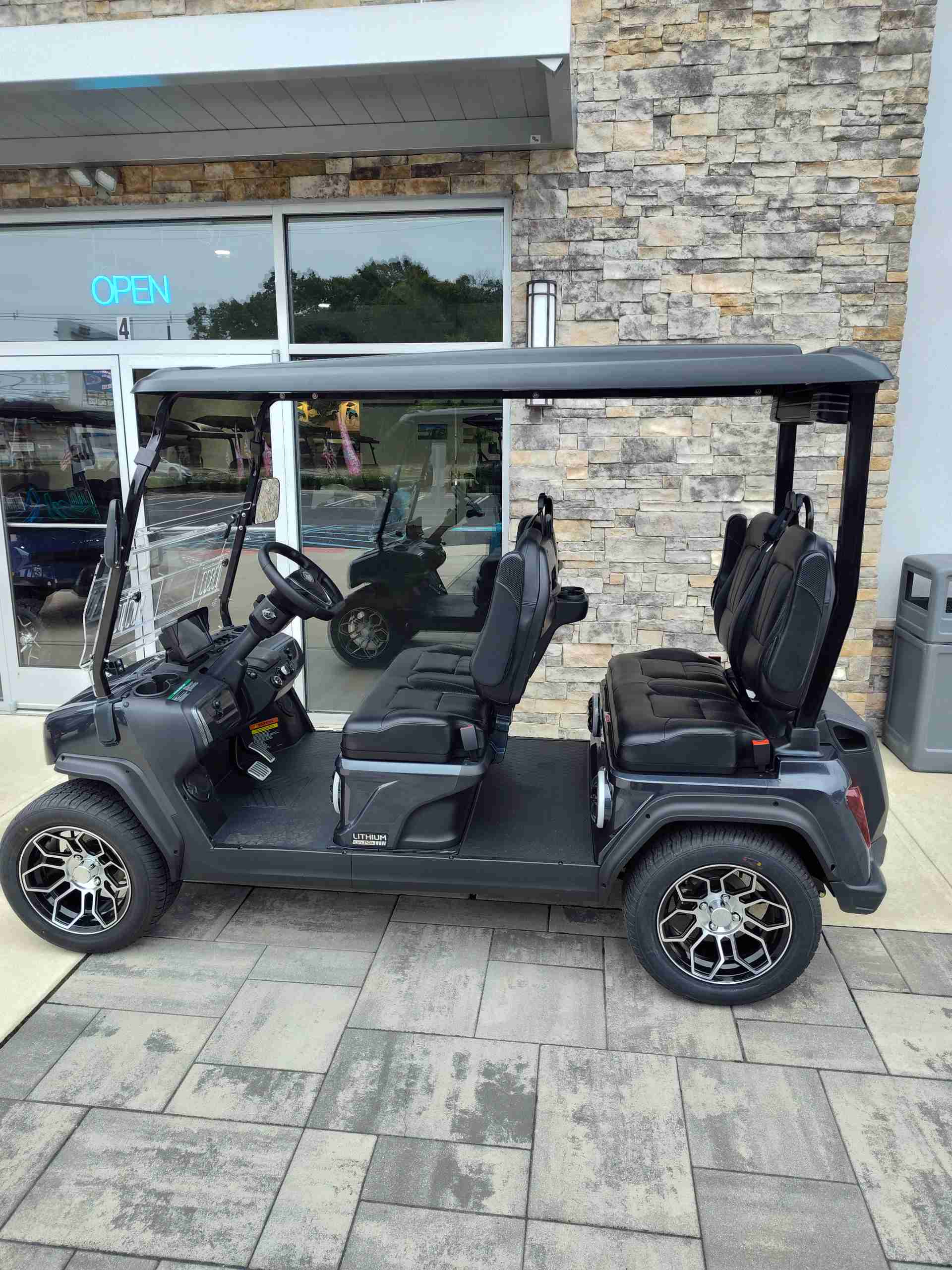 2027 Evolution D5 Ranger 4 PLUS Arctic Gray image 2