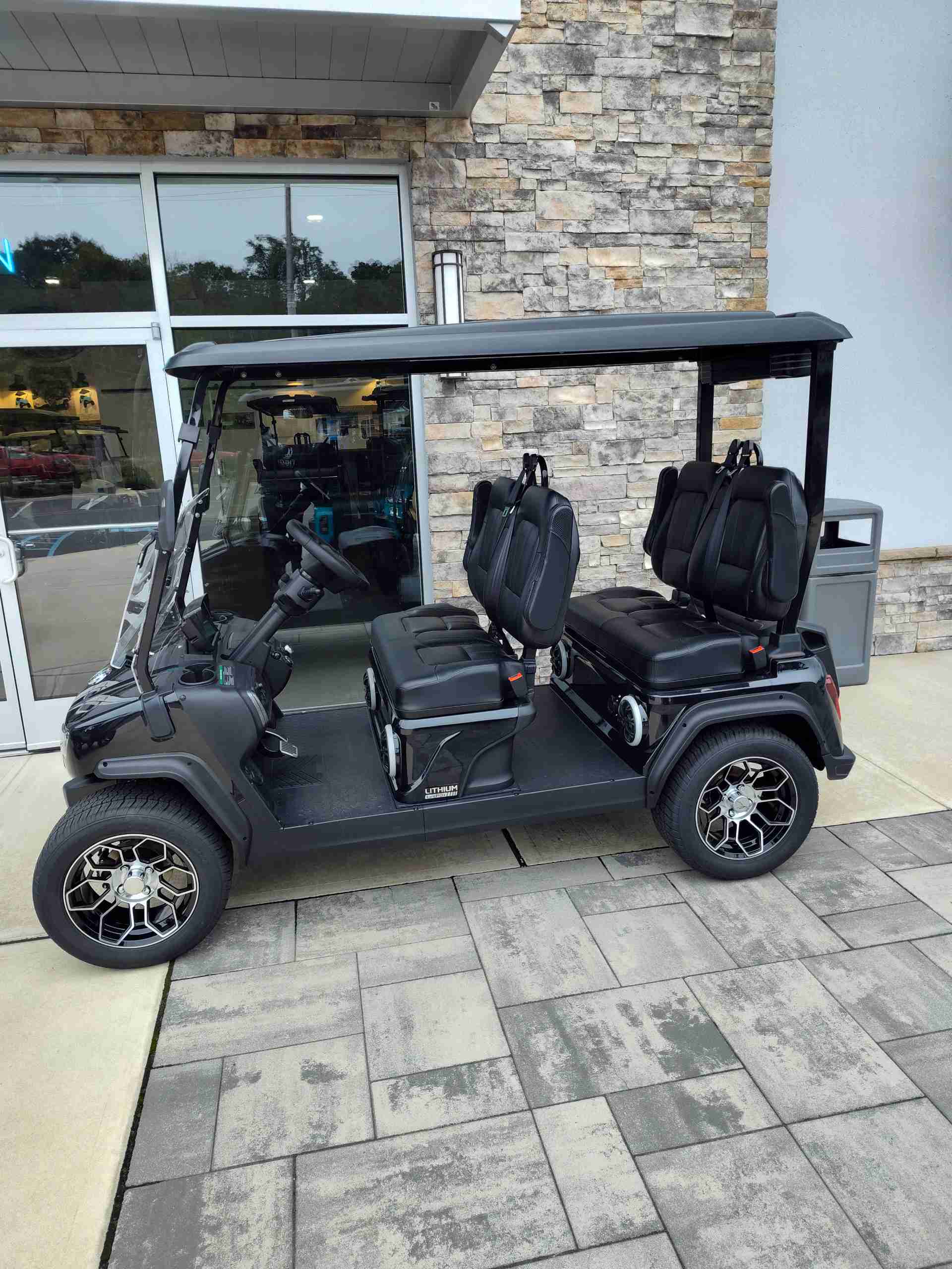 2027 Evolution D5 Ranger 4 PLUS Black image 2