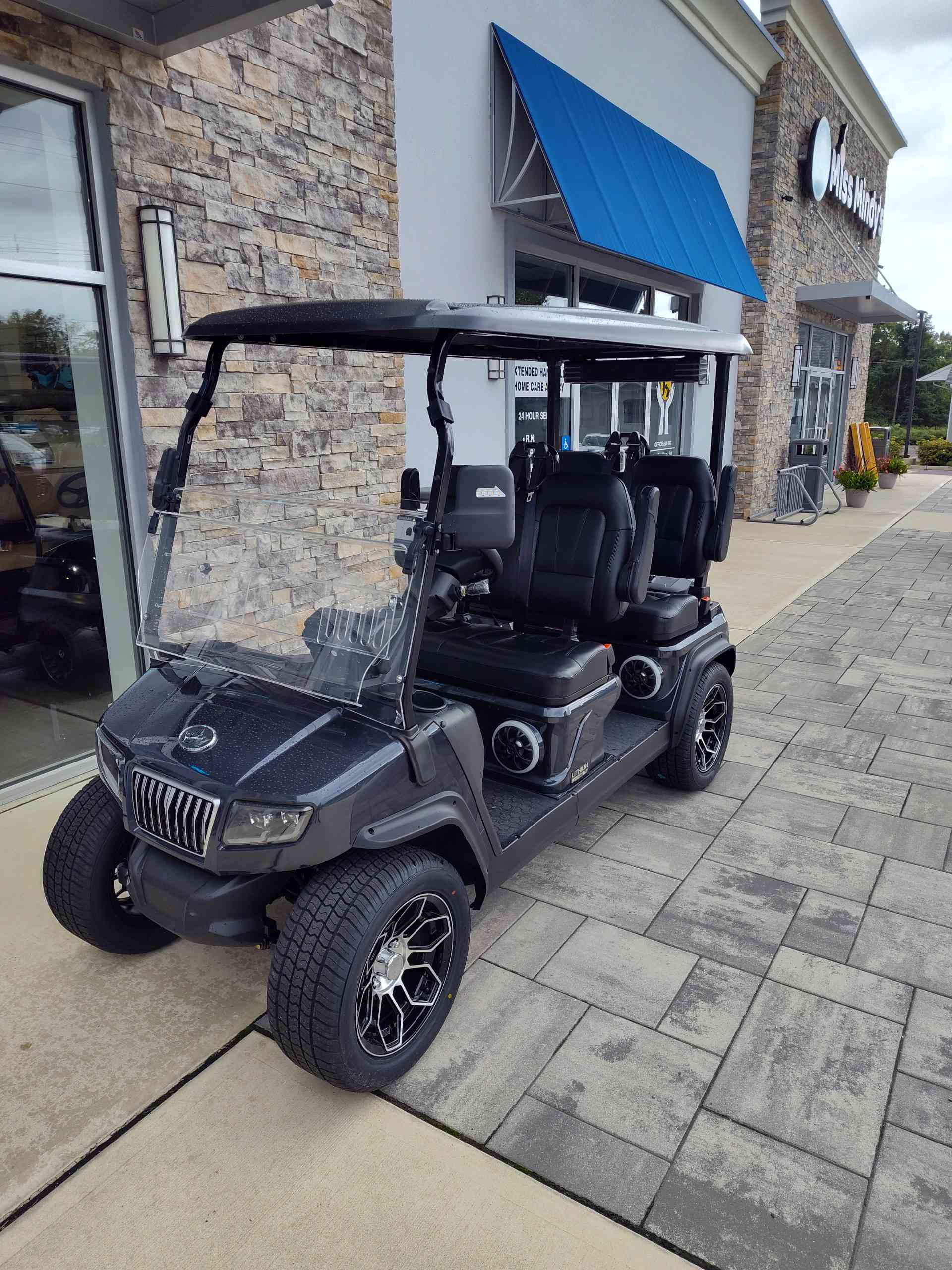 2027 Evolution D5 Ranger 4 PLUS Golf Cart in Arctic Gray for sale at TIGON Bayville, NJ