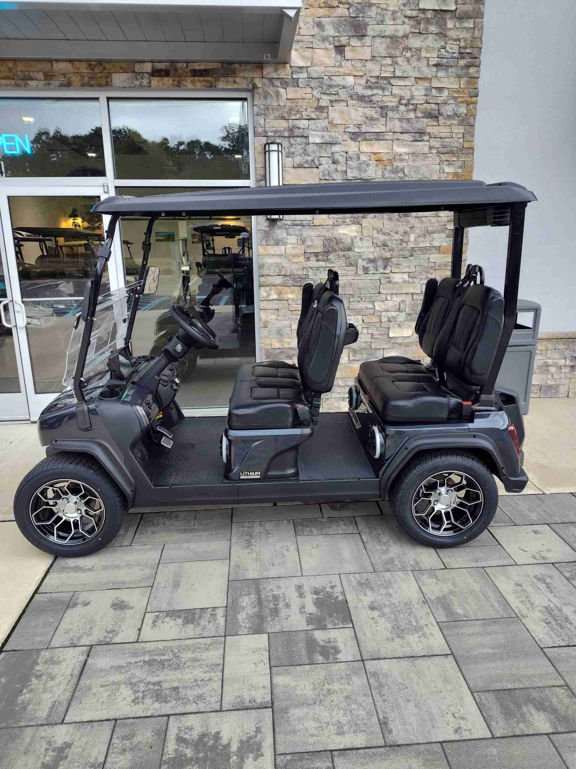 2027 Evolution D5 Ranger 4 PLUS Arctic Gray image 2
