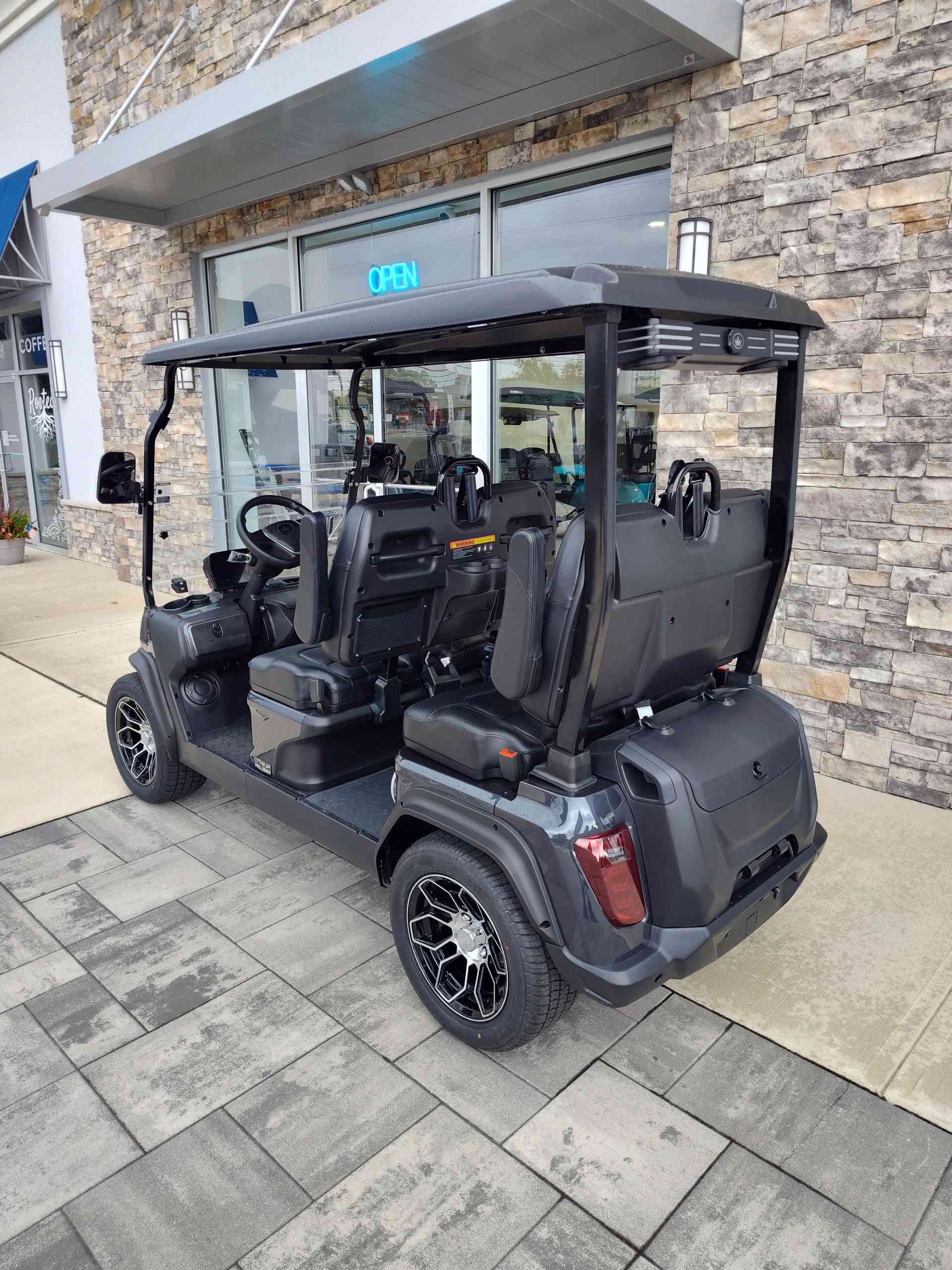 2027 Evolution D5 Ranger 4 PLUS Arctic Gray image 3