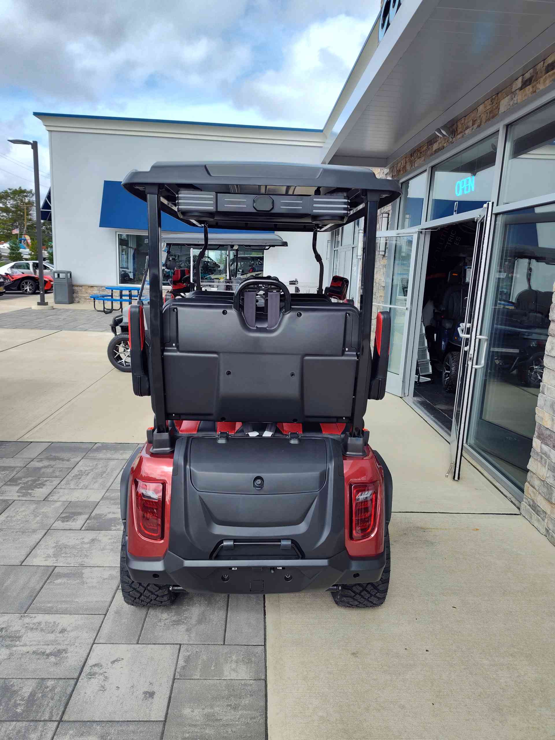 2027 Evolution D5 Maverick 4 PLUS Flamenco Red image 4