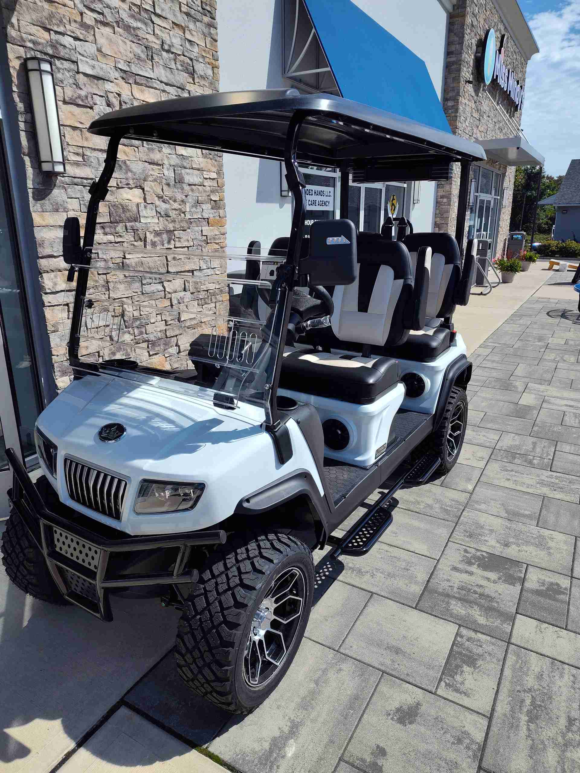 2027 Evolution D5 Maverick 4 PLUS Golf Cart in White for sale at TIGON Bayville, NJ