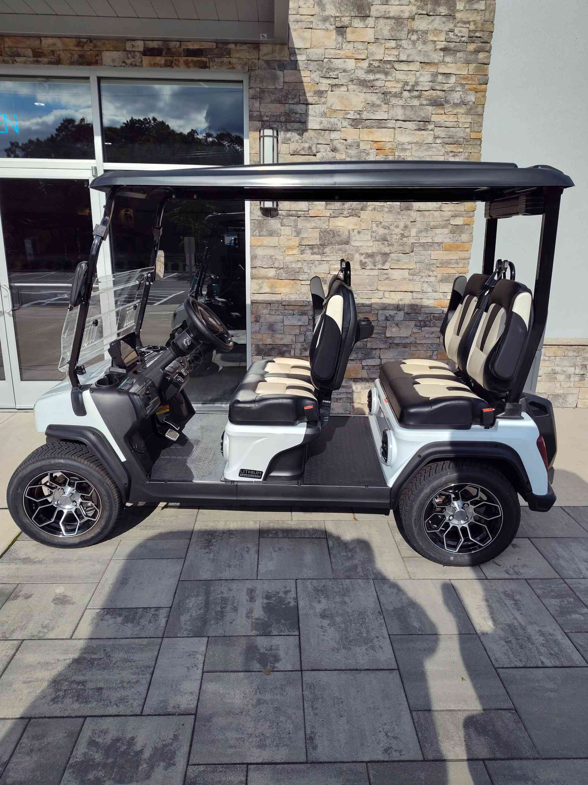 2027 Evolution D5 Ranger 4 PLUS White image 2