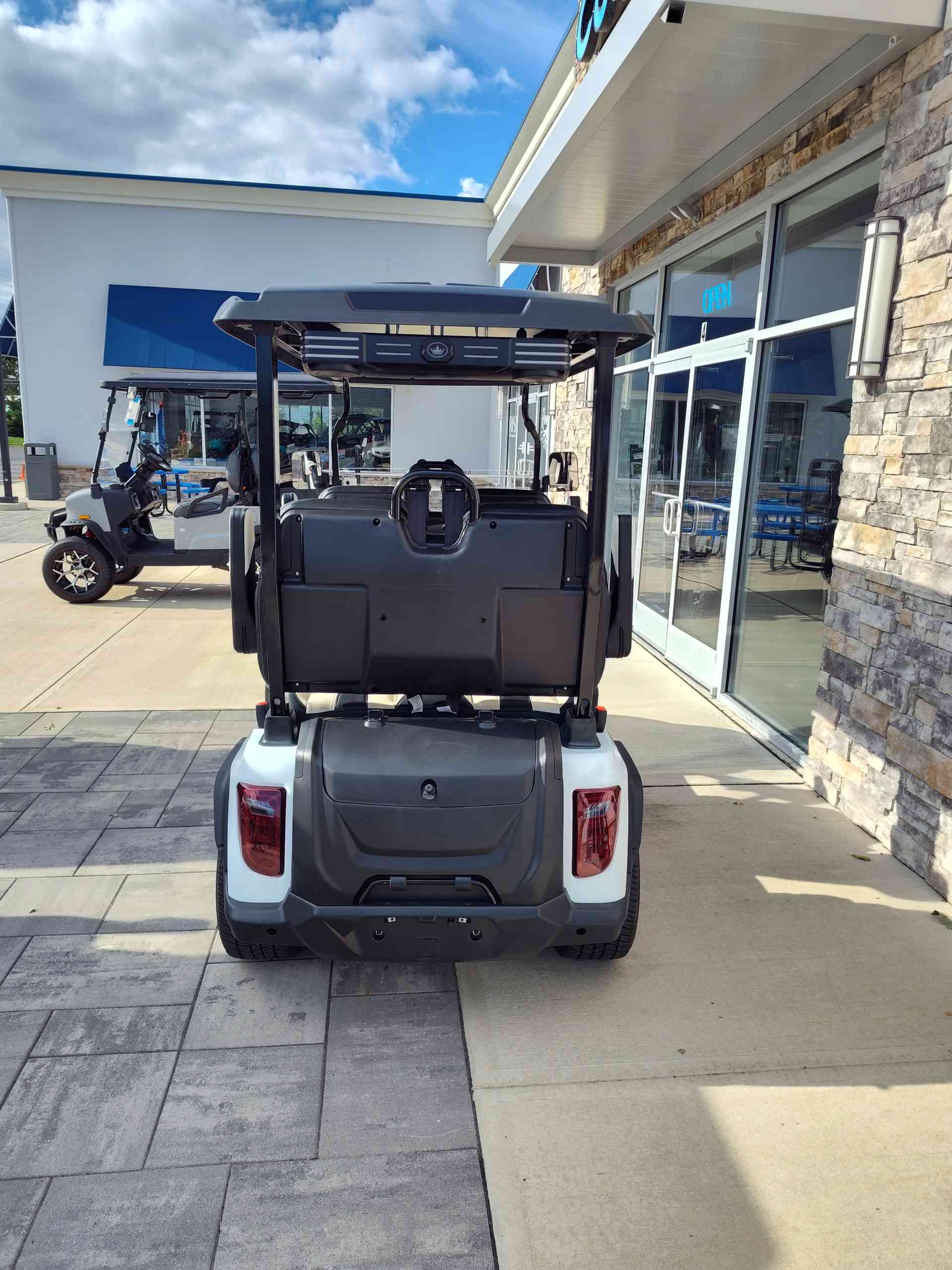 2027 Evolution D5 Ranger 4 PLUS White image 4