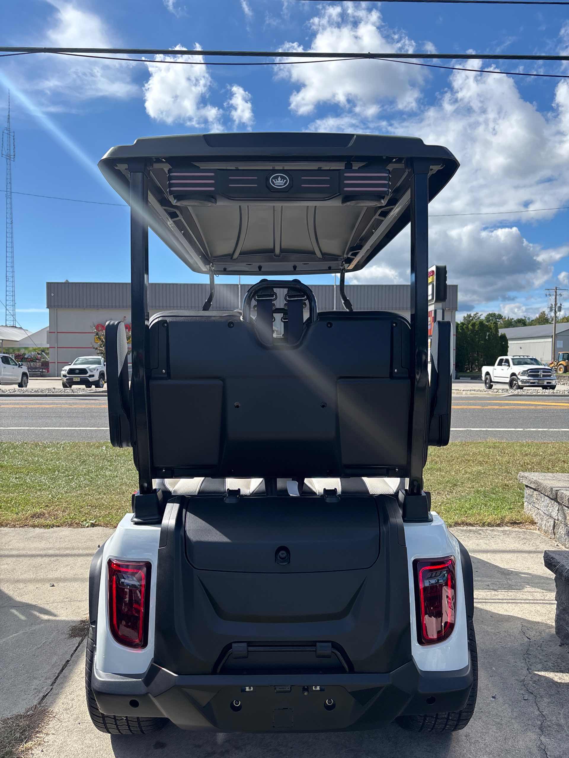 2027 Evolution D5 Ranger 4 PLUS White image 4