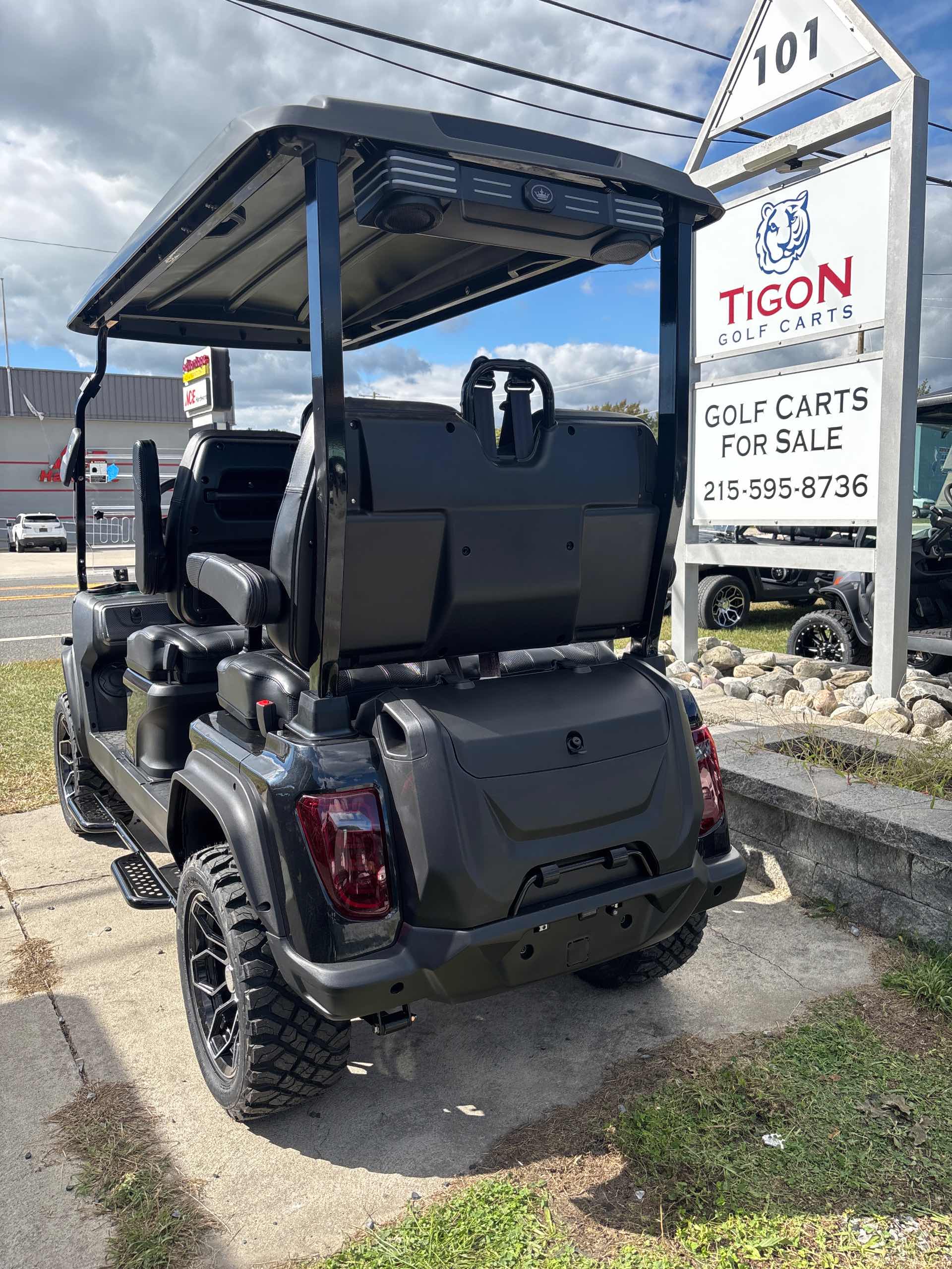 2027 Evolution D5 Maverick 4 PLUS Black image 3