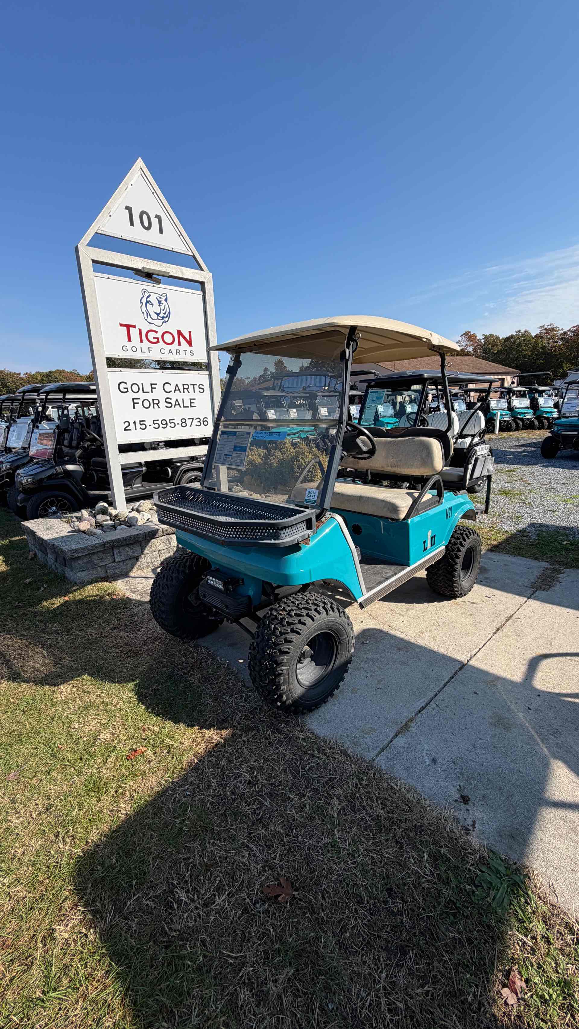 2007 Club Car Precedent in Blue Golf Cart