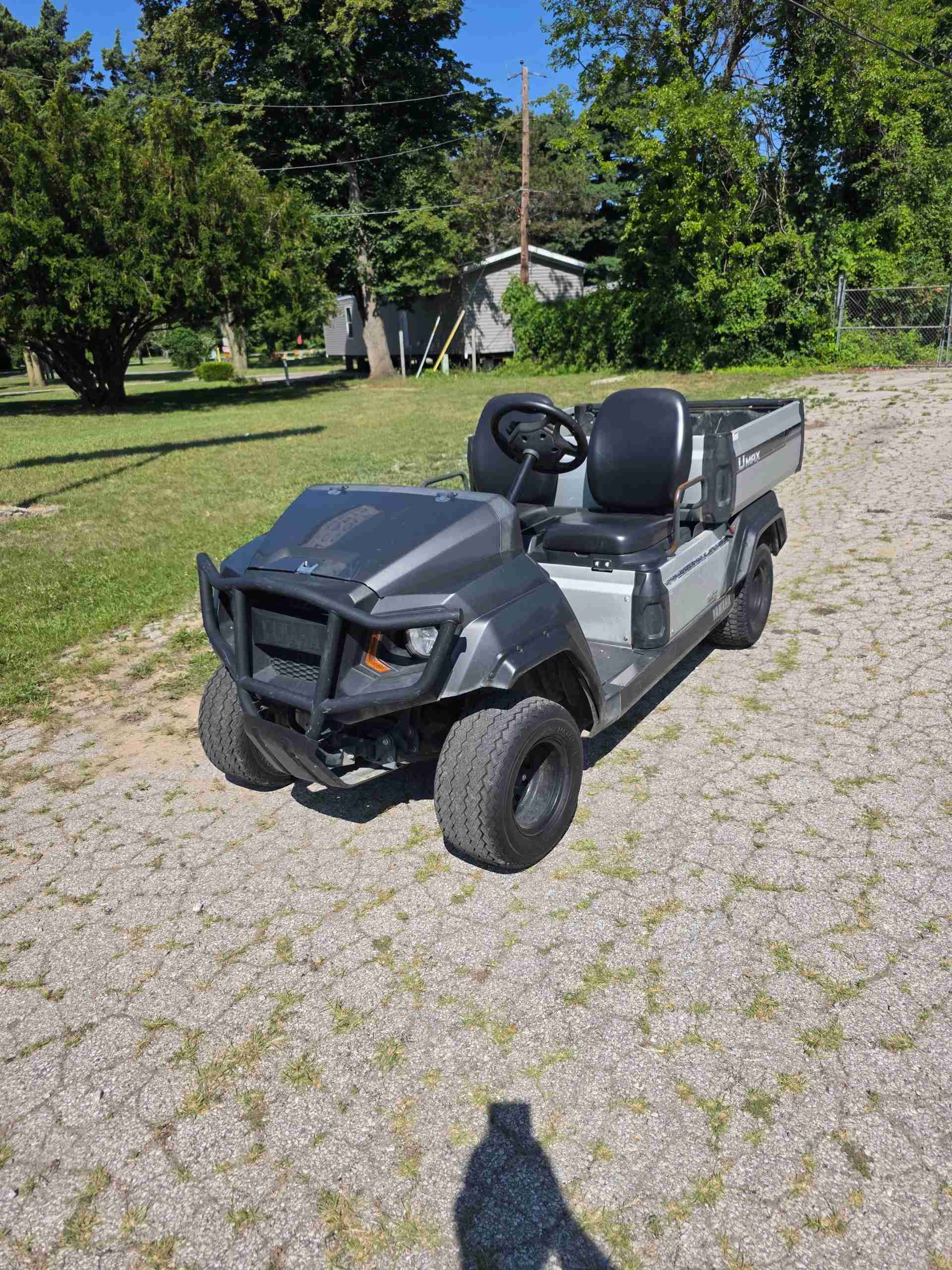 2019 Yamaha U-Maxx Golf Cart in Gray