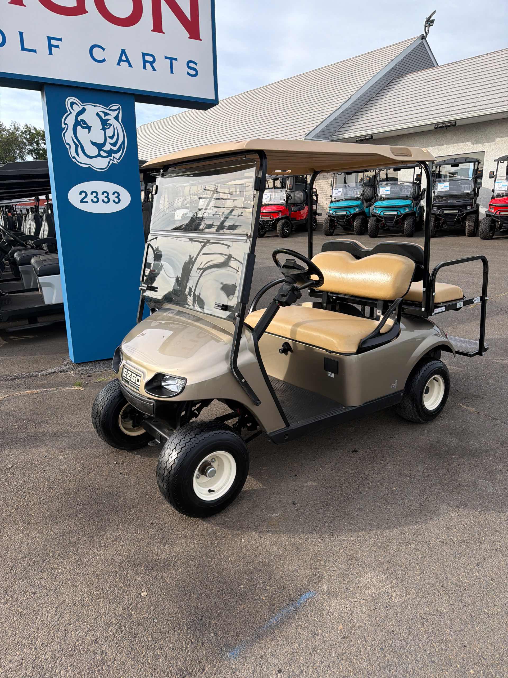 2020 EZGO TXT Champane