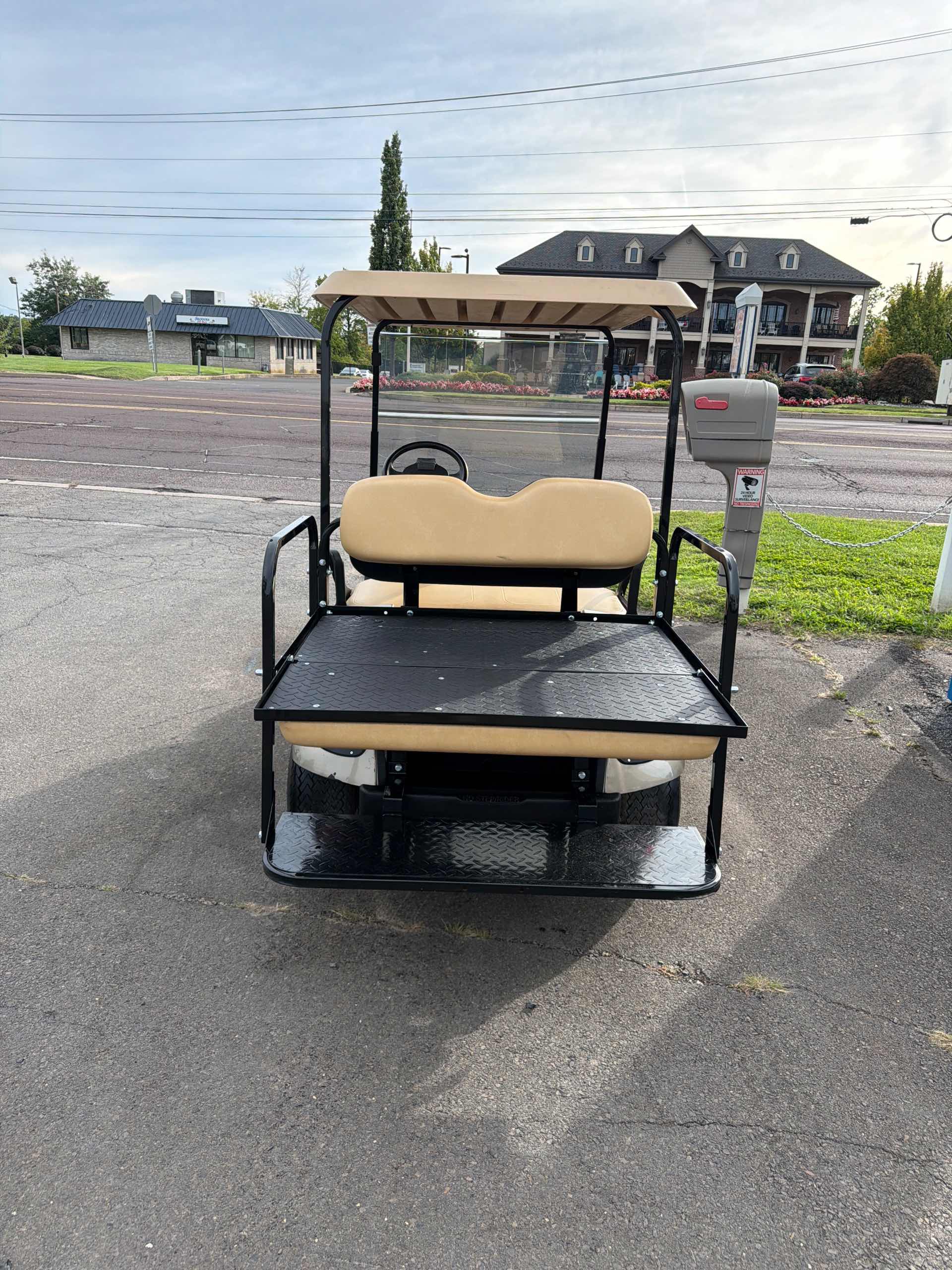 2020 EZGO TXT Champane image 4