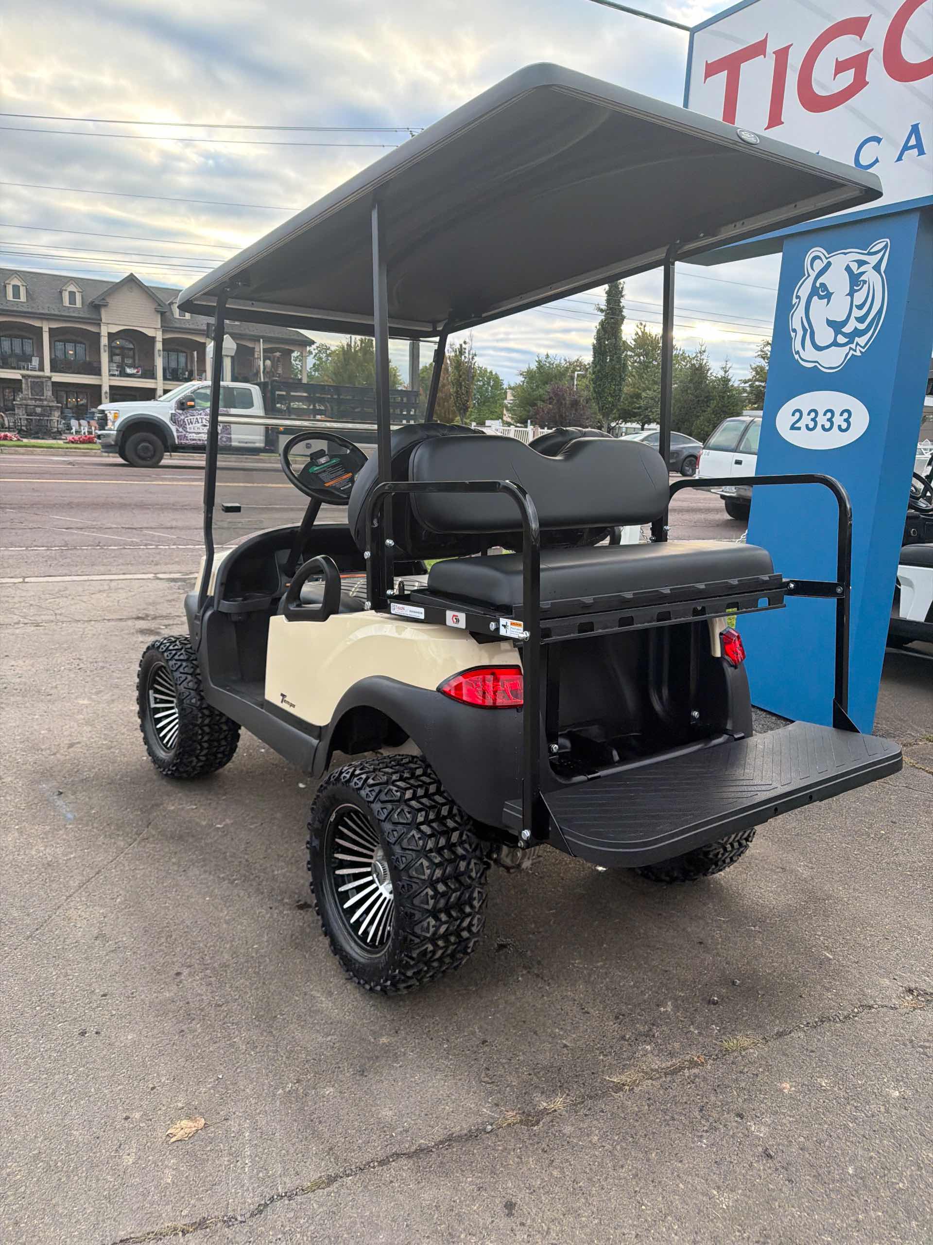 2021 Club Car Tempo Beige image 3