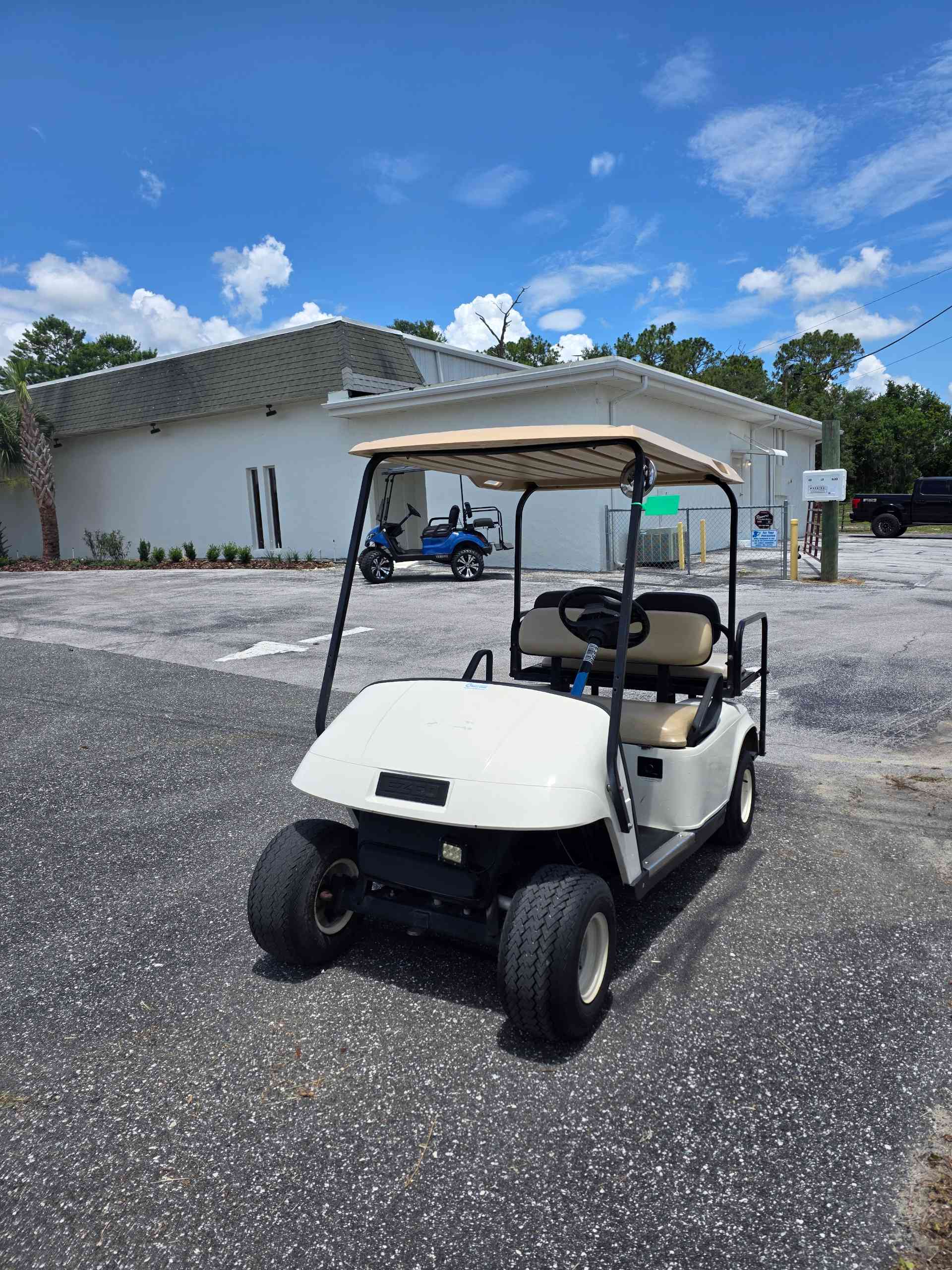 2008 EZGO TXT Golf Cart in White