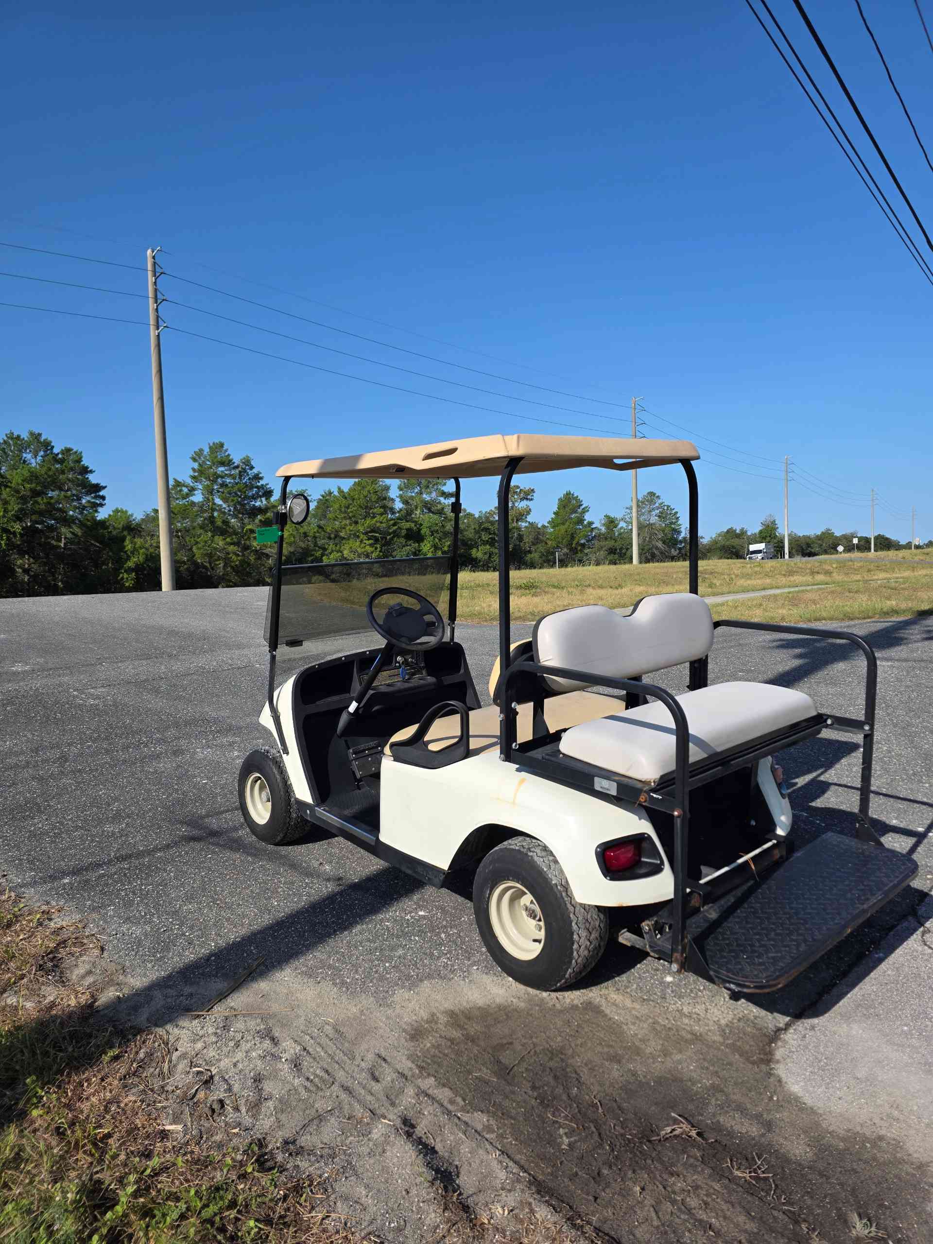 2008 EZGO TXT White golf cart in White — photo 3 of 3, Lecanto, FL