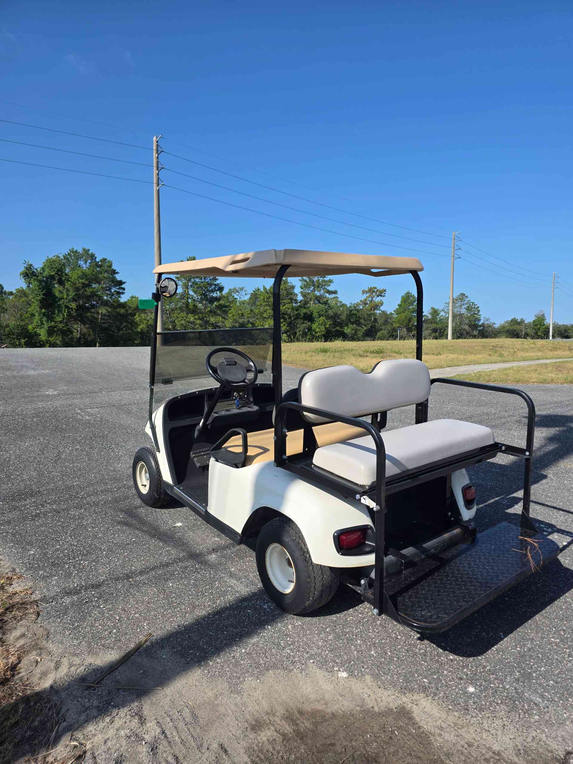 2008 EZGO TXT White golf cart in White — photo 3 of 4, Lecanto, FL
