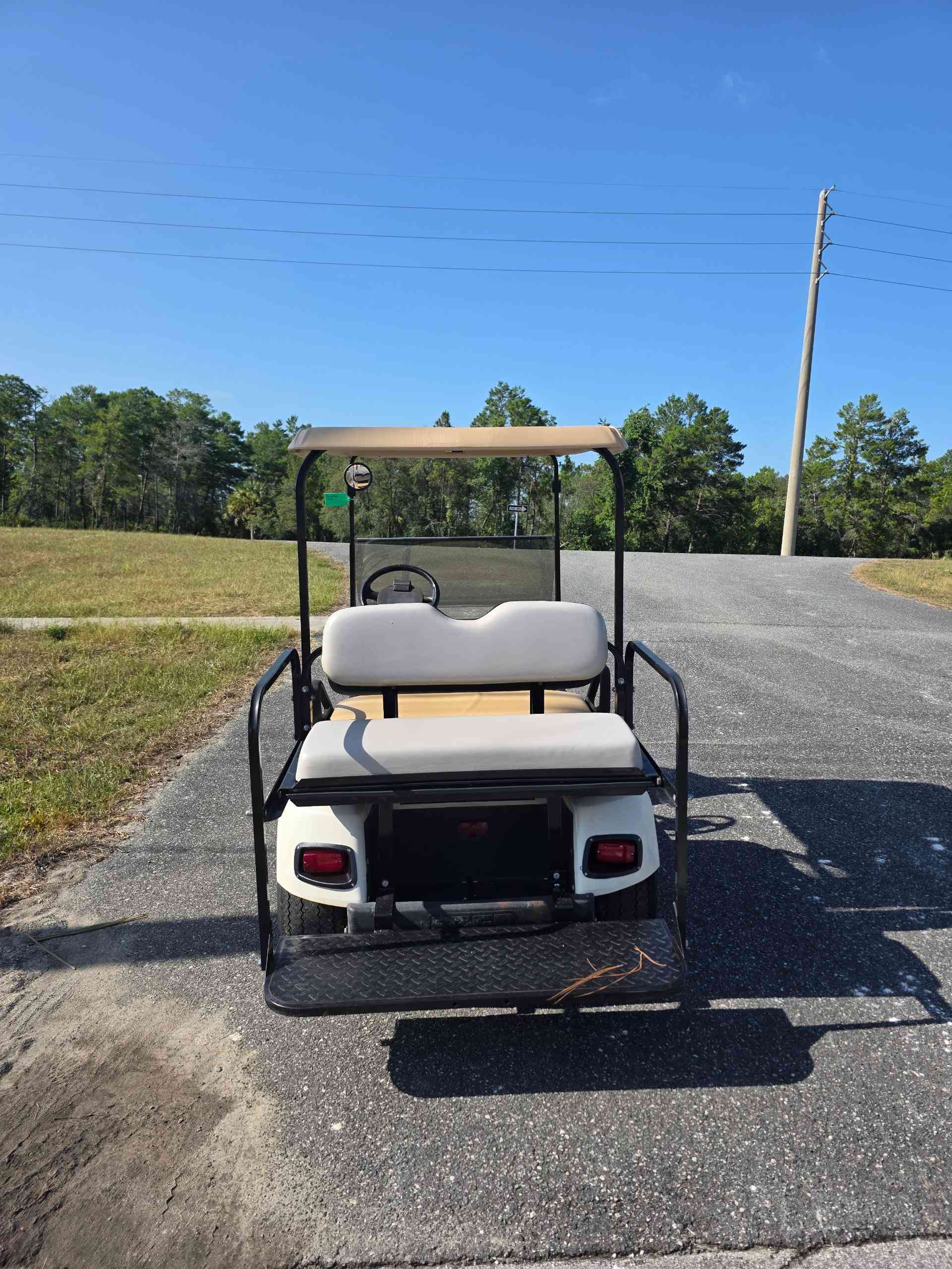 2008 EZGO TXT White golf cart in White — photo 4 of 4, Lecanto, FL