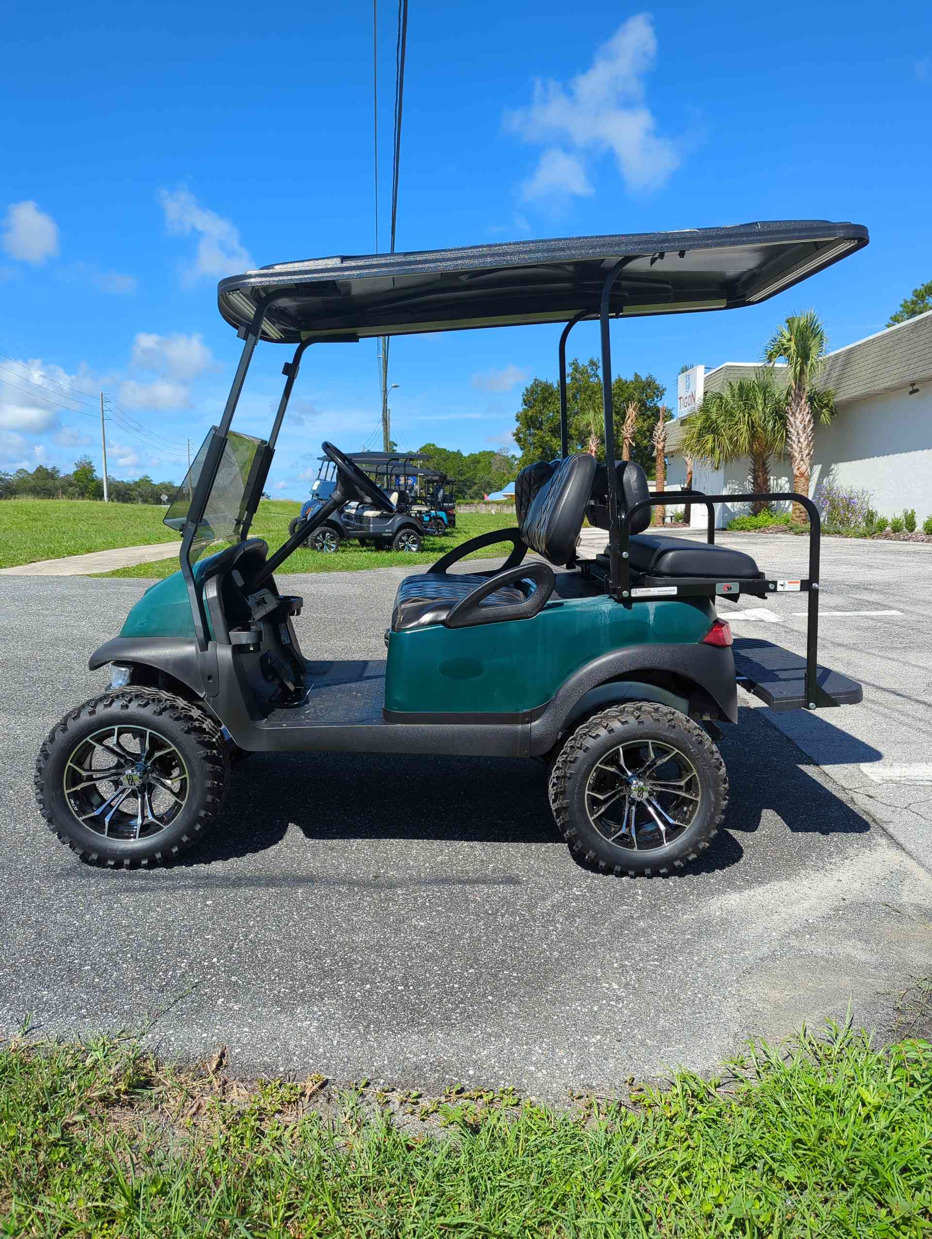 2010 Club Car Precedent Green image 2