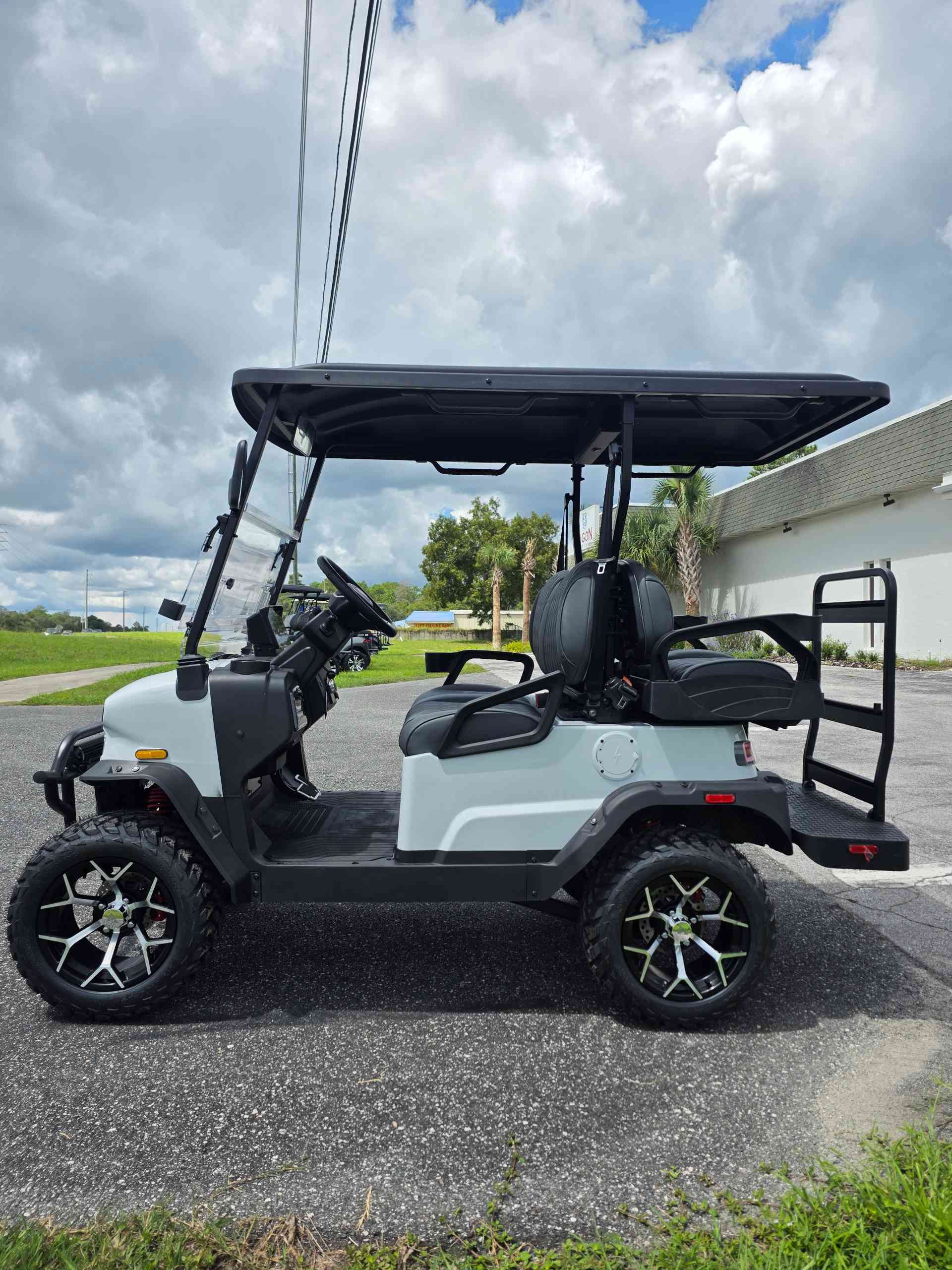 2026 Denago Nomad XL White image 2