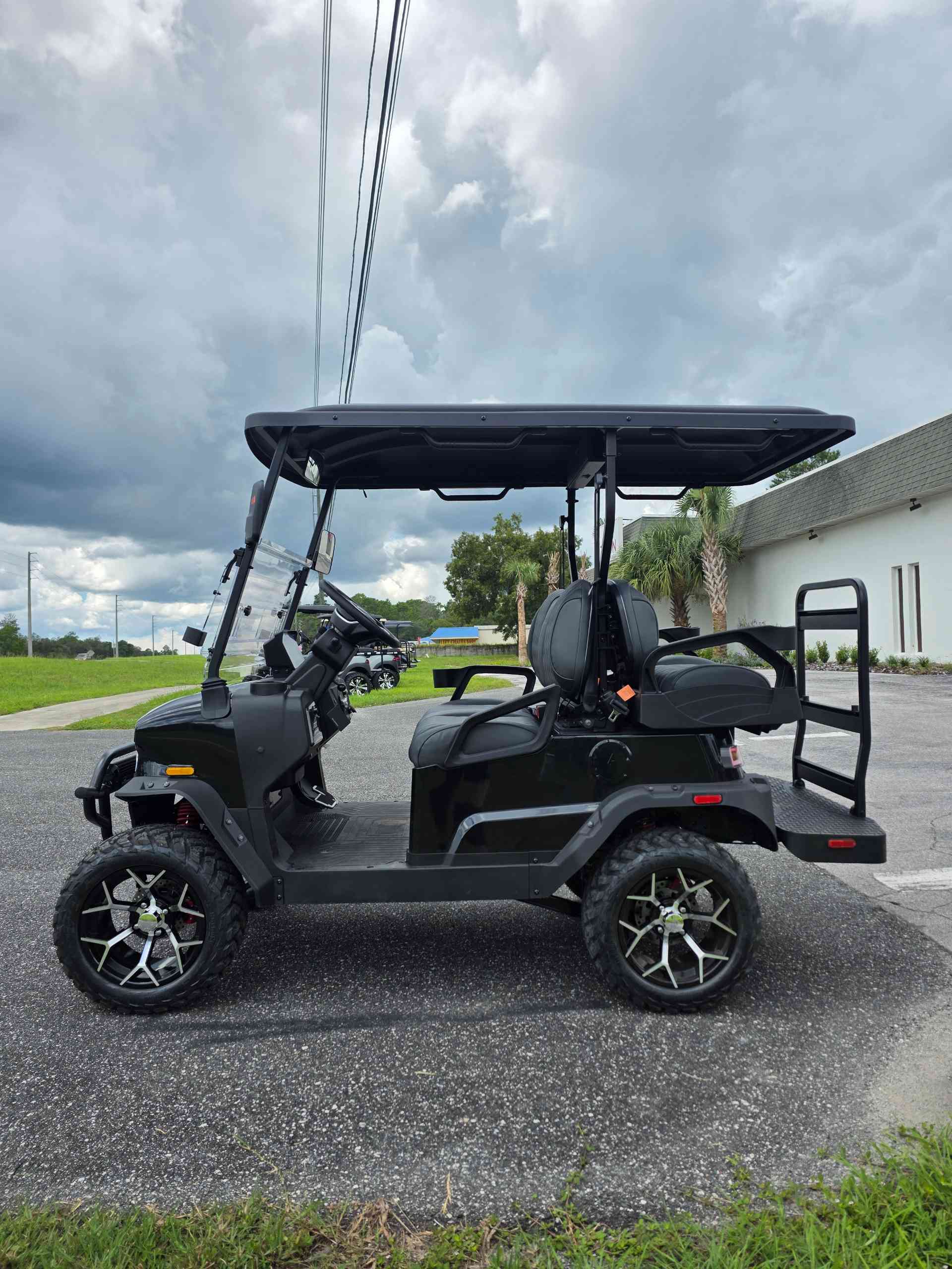 2026 Denago Nomad XL Black image 2